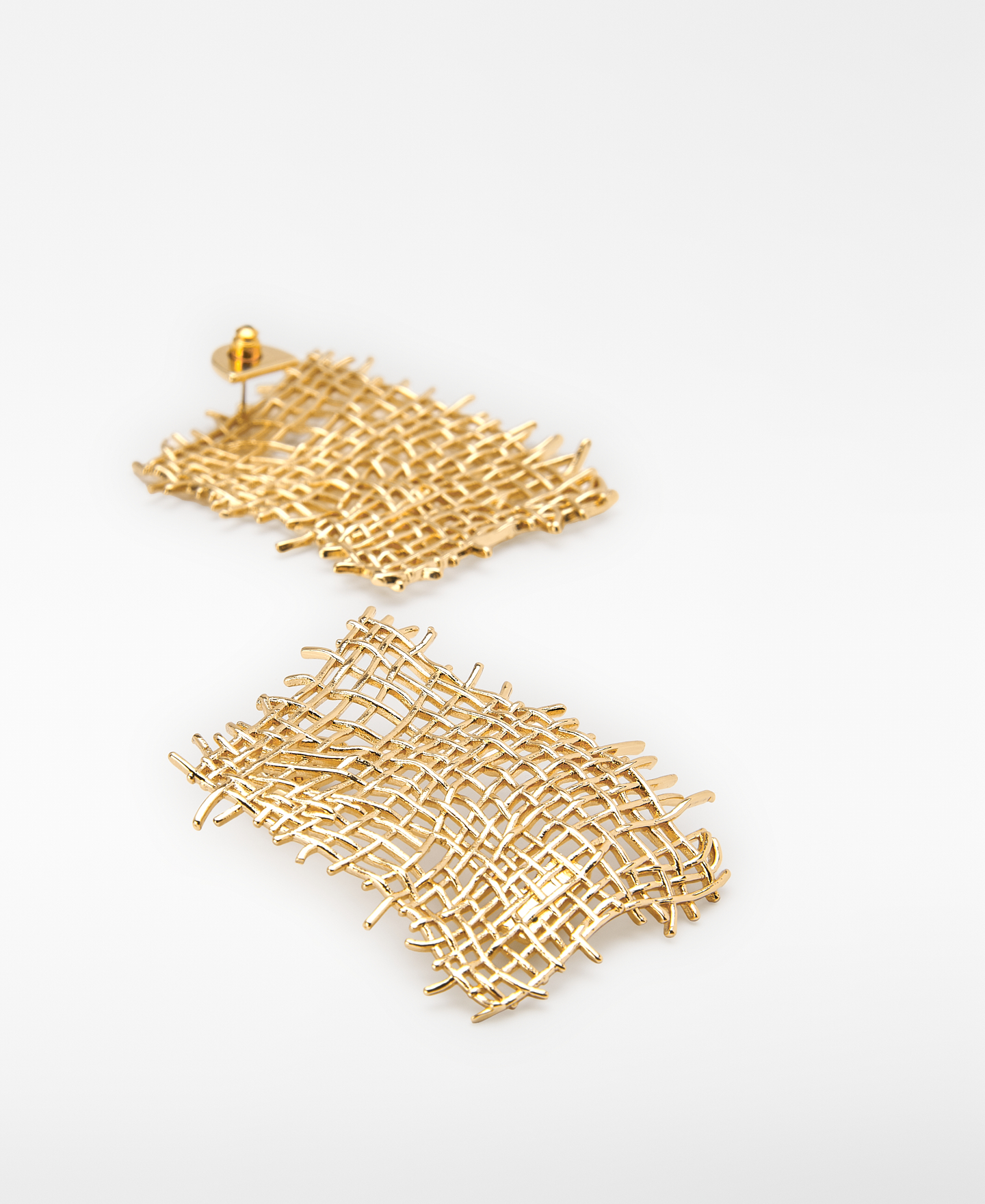 Maxi metal mesh earrings image number 1