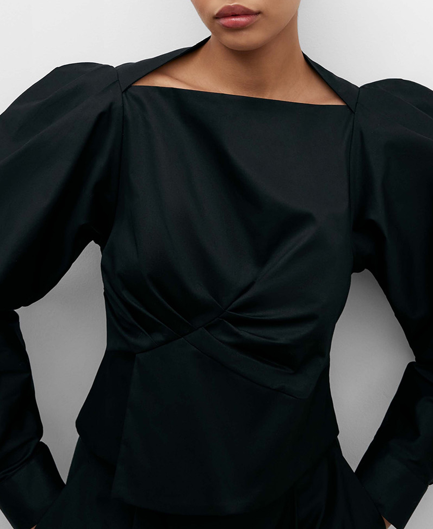 Camisa wrap para mujer en algodón image number 3