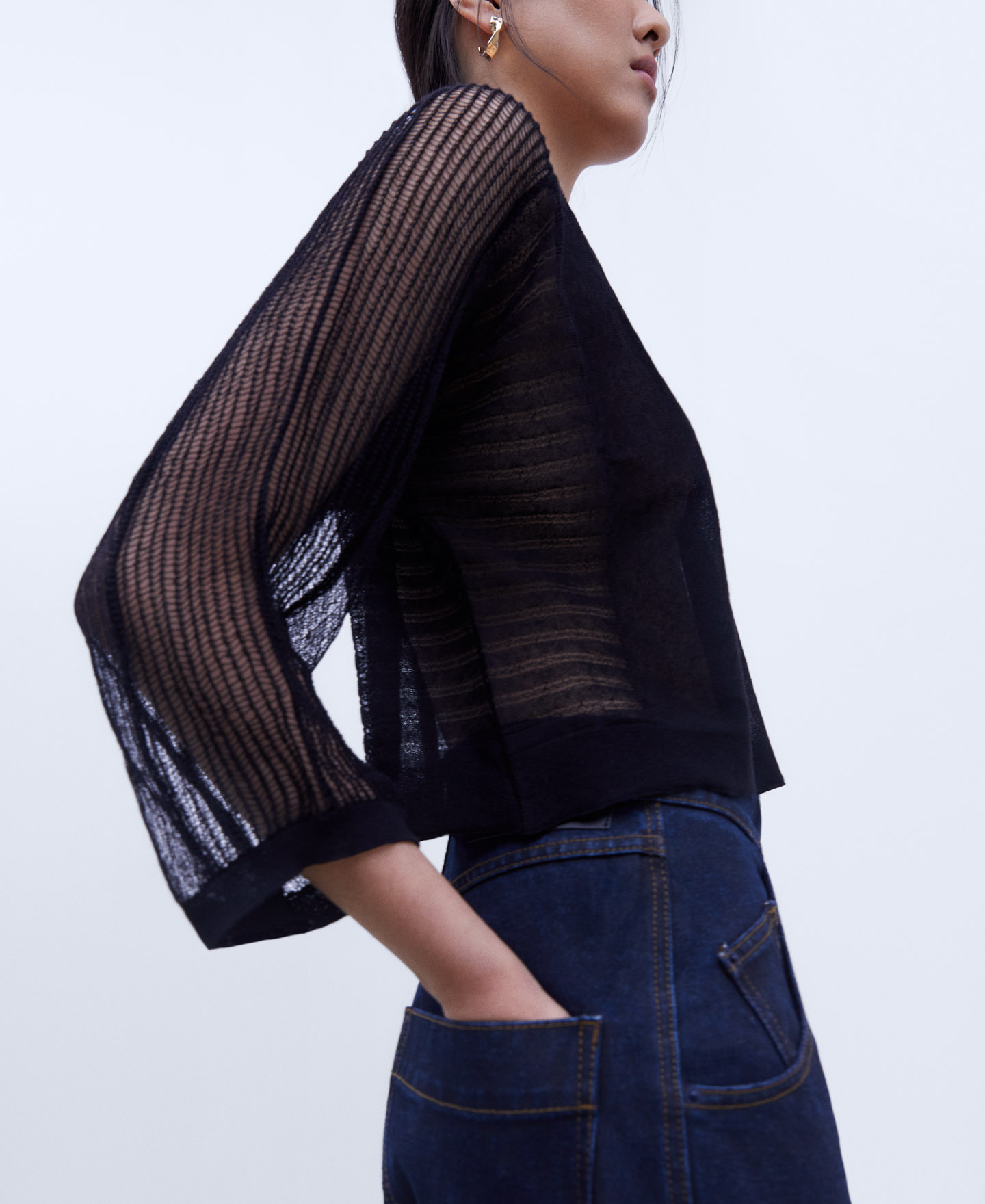 Short sweater with knit lace details image number 3