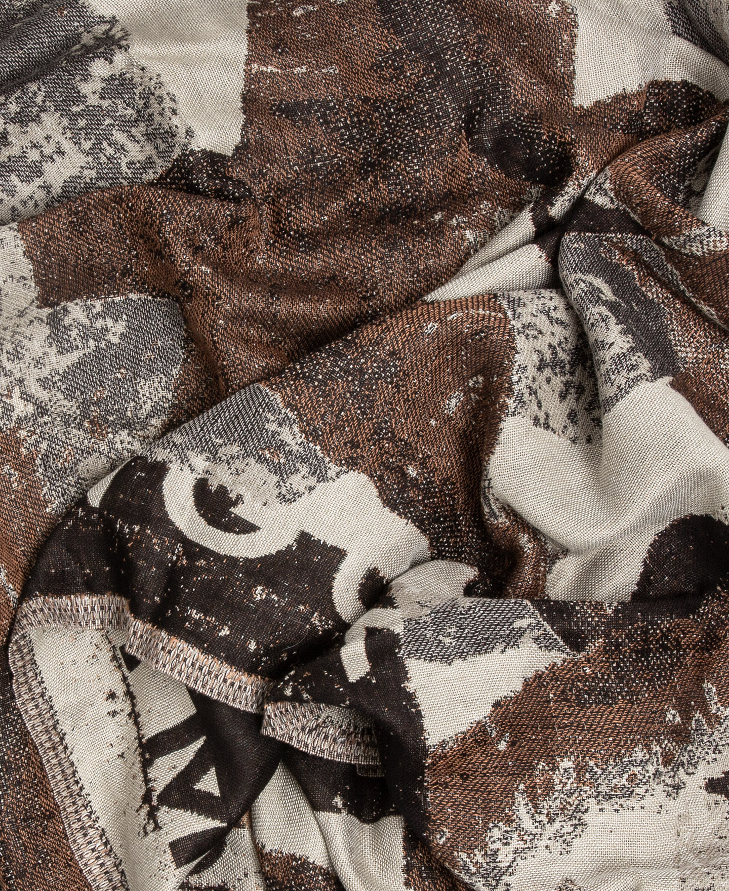 Chal en jacquard estampado nudos image number 2