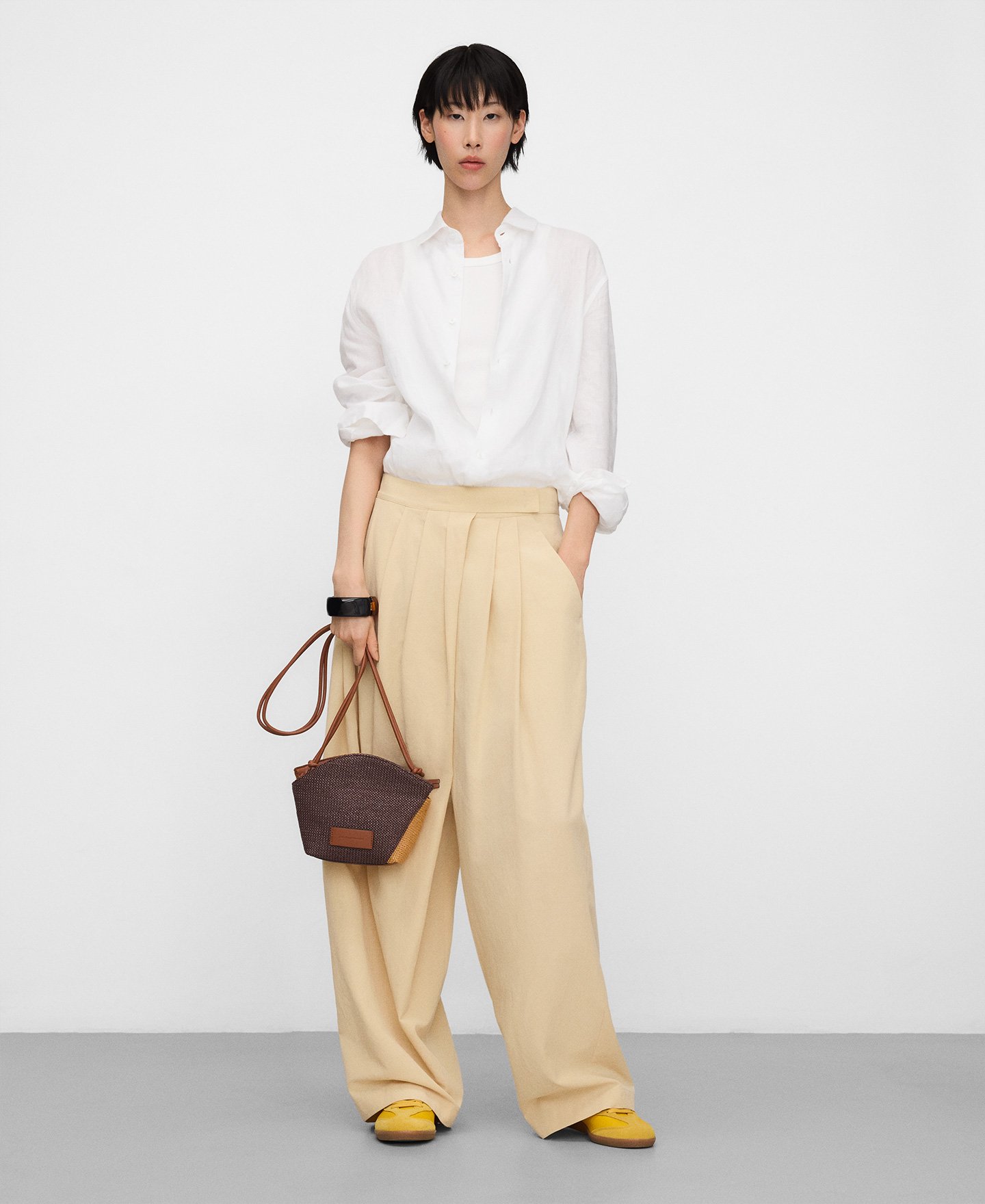 Eclipse-Umh&auml;ngetasche, zweifarbig, mit Raffiastruktur image number 4