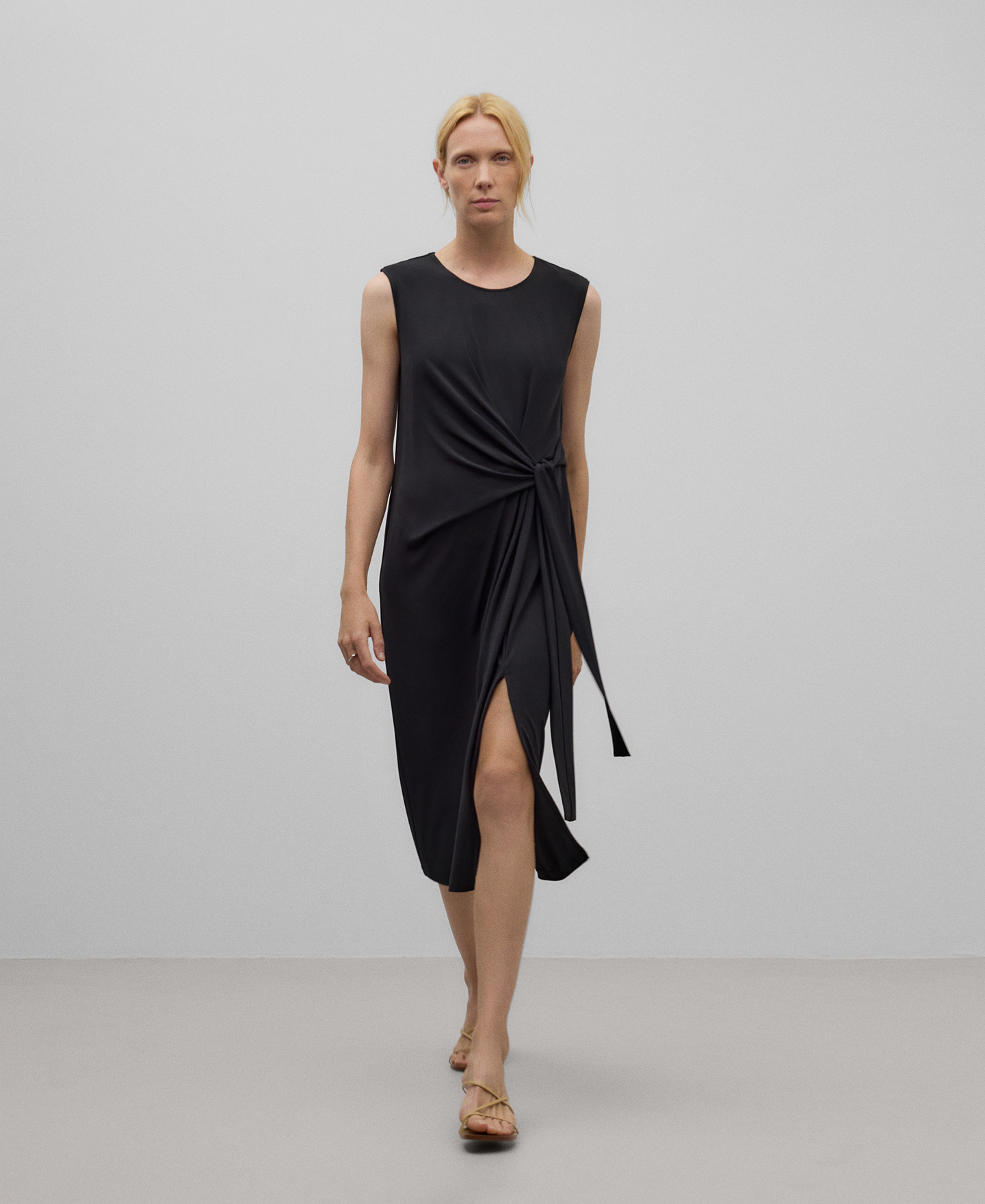 Midi dress with knot woman image number 1