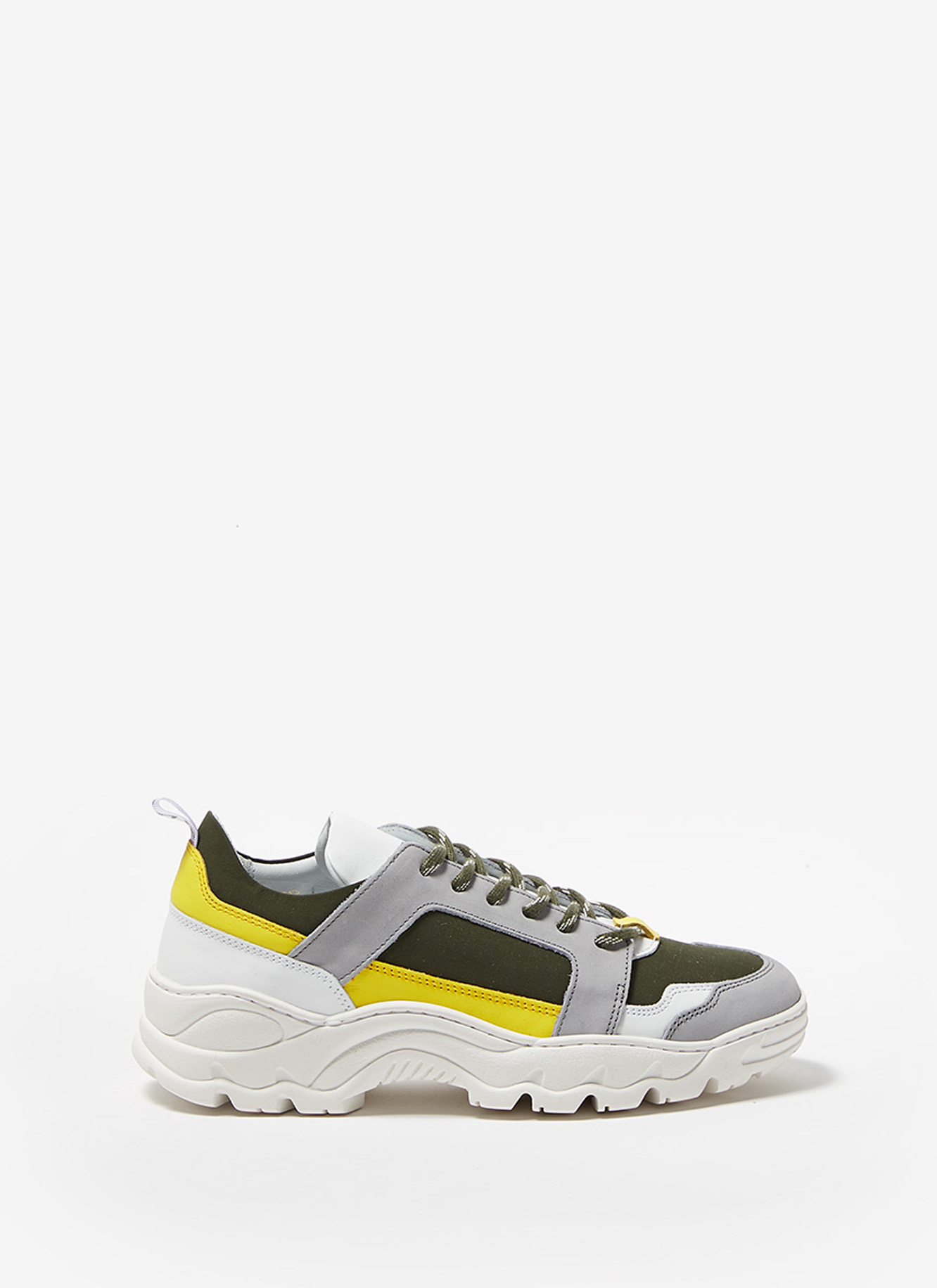 Zapatilla deportiva con track sole image number 0
