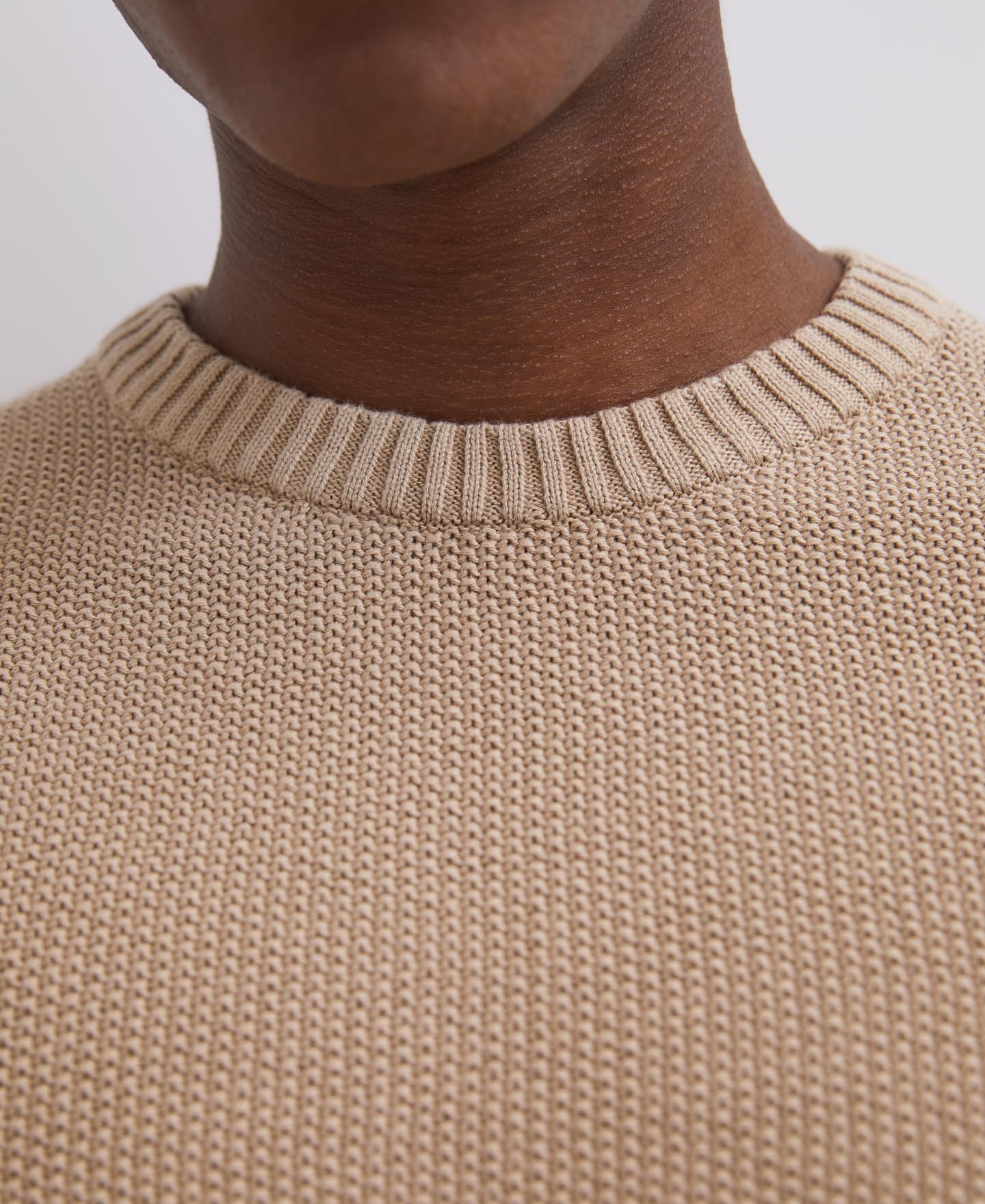 Textured cotton crew neck sweater image number 3
