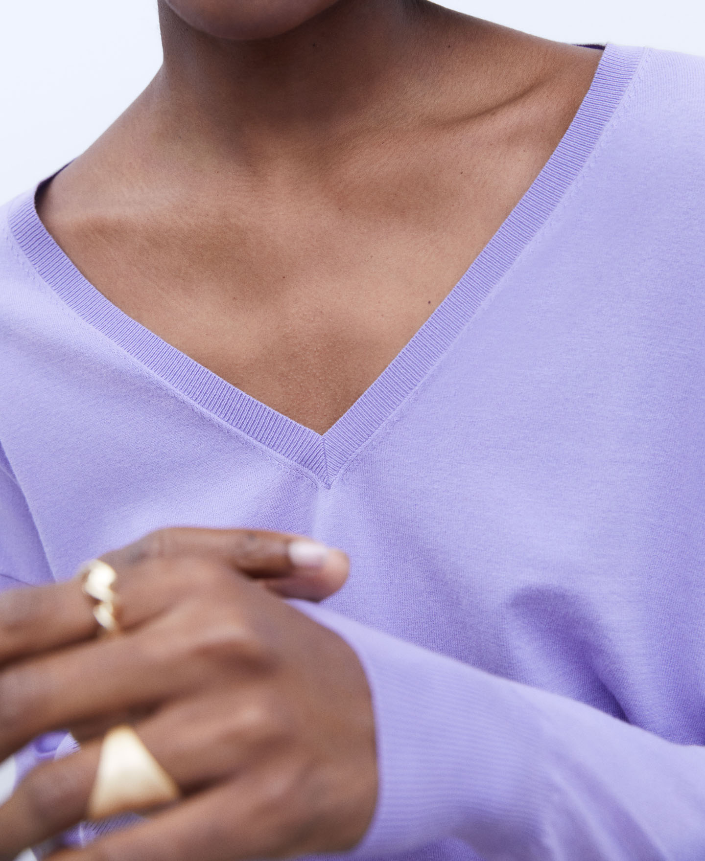 Drop shoulder sweater image number 3