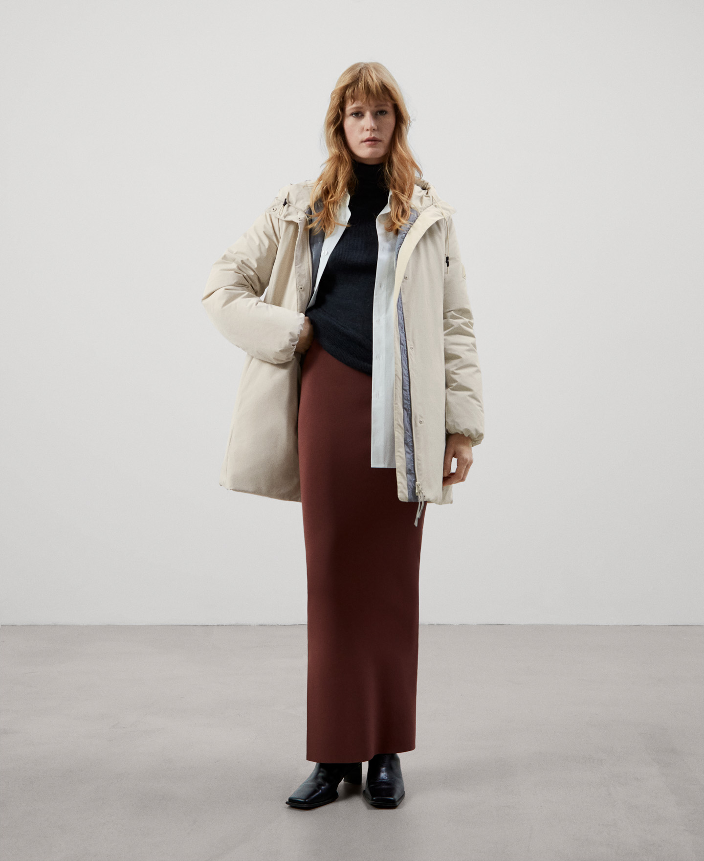 Hooded padded jacket image number 1