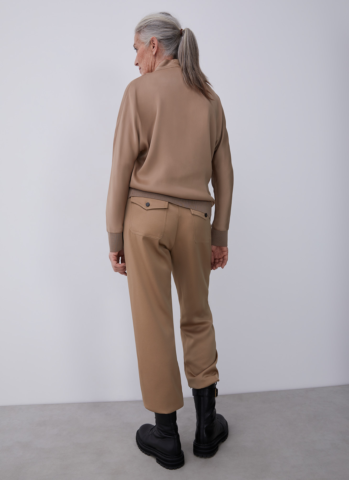 Viscose blouse with elastic hem image number 1