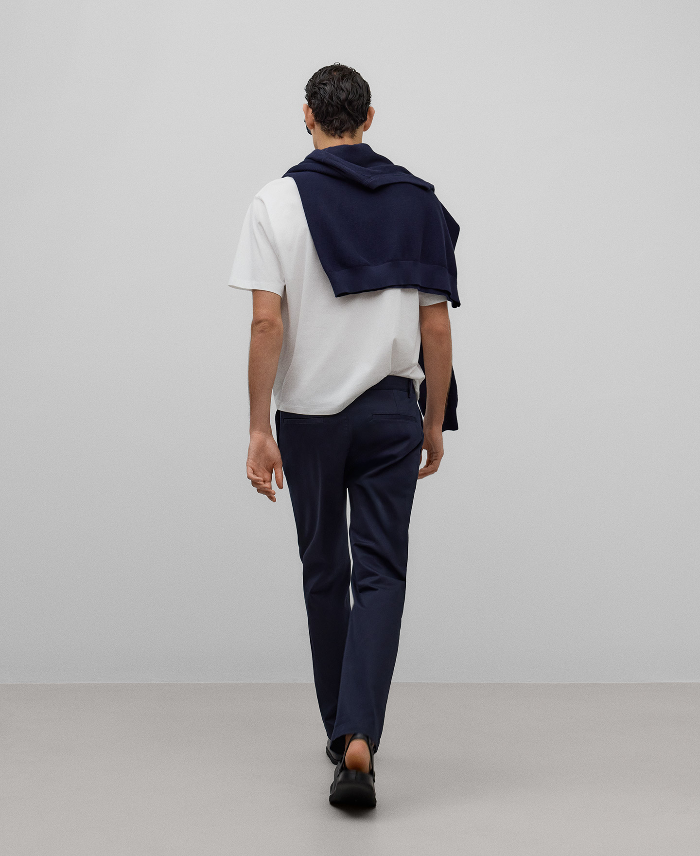 Pantalón chino twill de algodón hombre image number 2