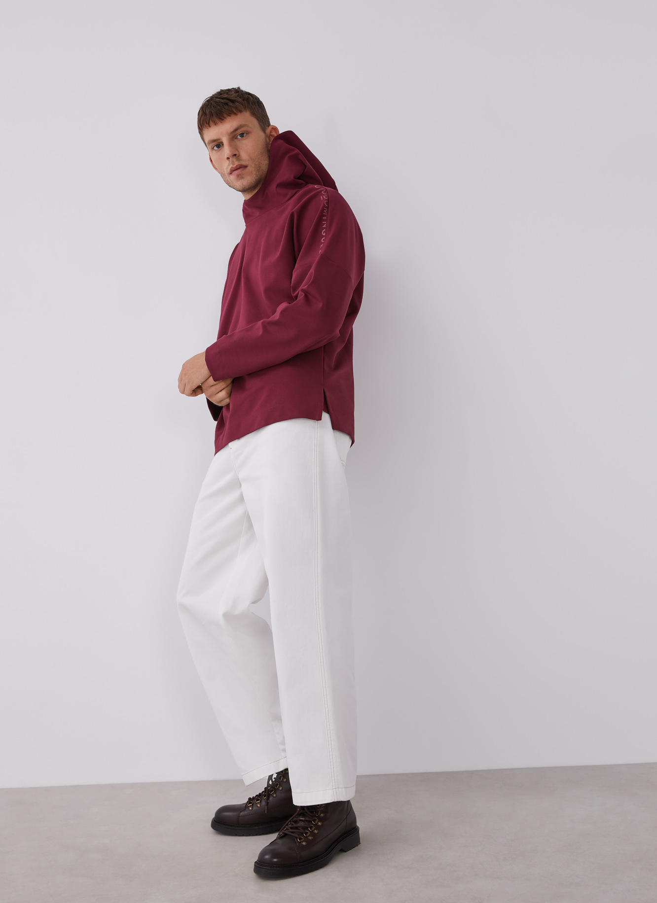 Hooded sweatshirt with chimney collar image number 4