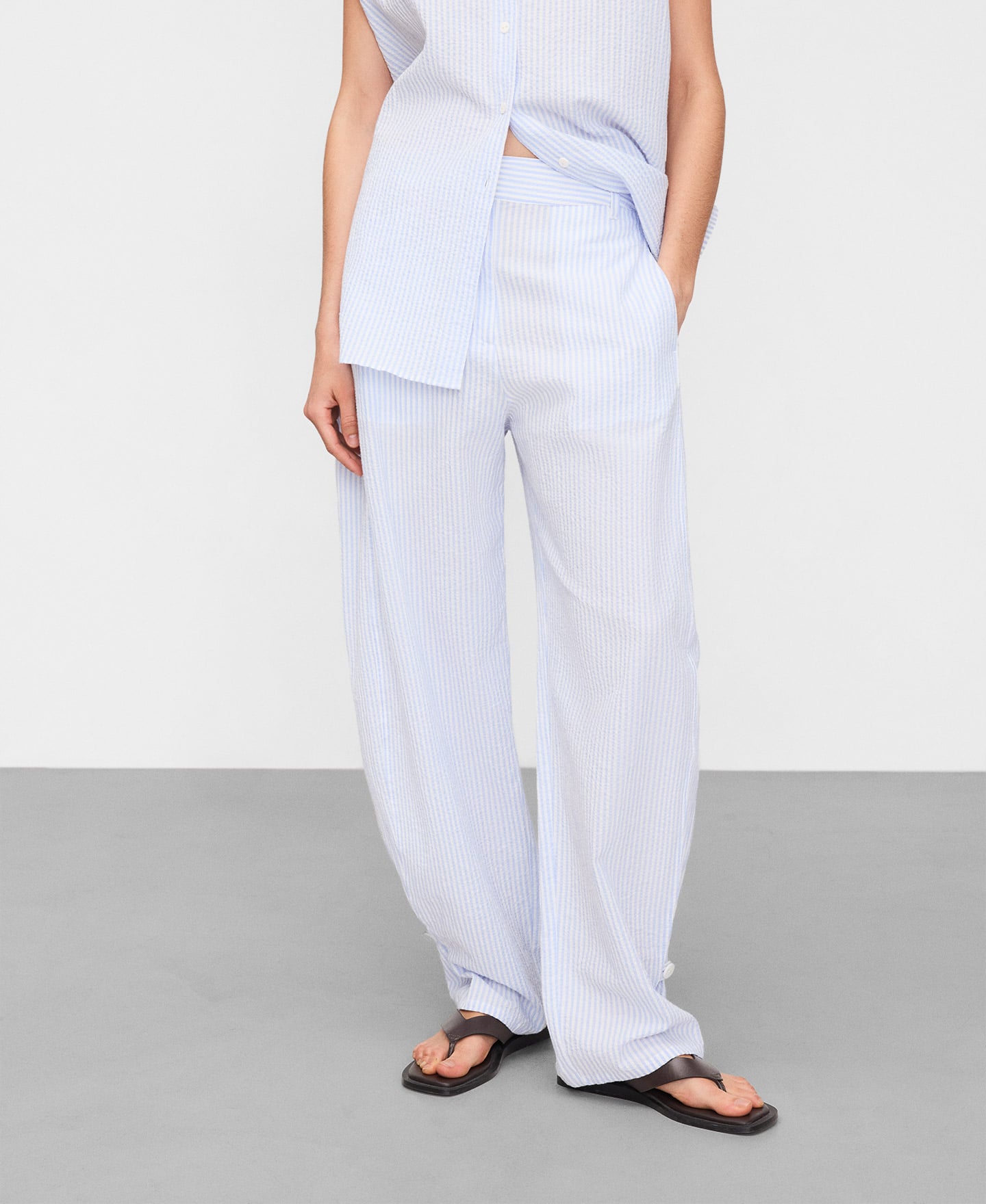 Seersucker striped barrel fit trousers image number 0