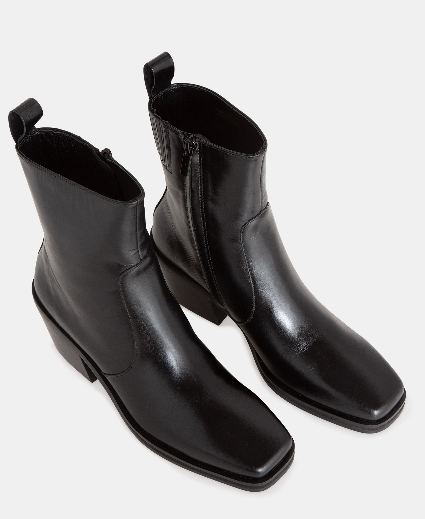 Square-fit country ankle boots image number 1