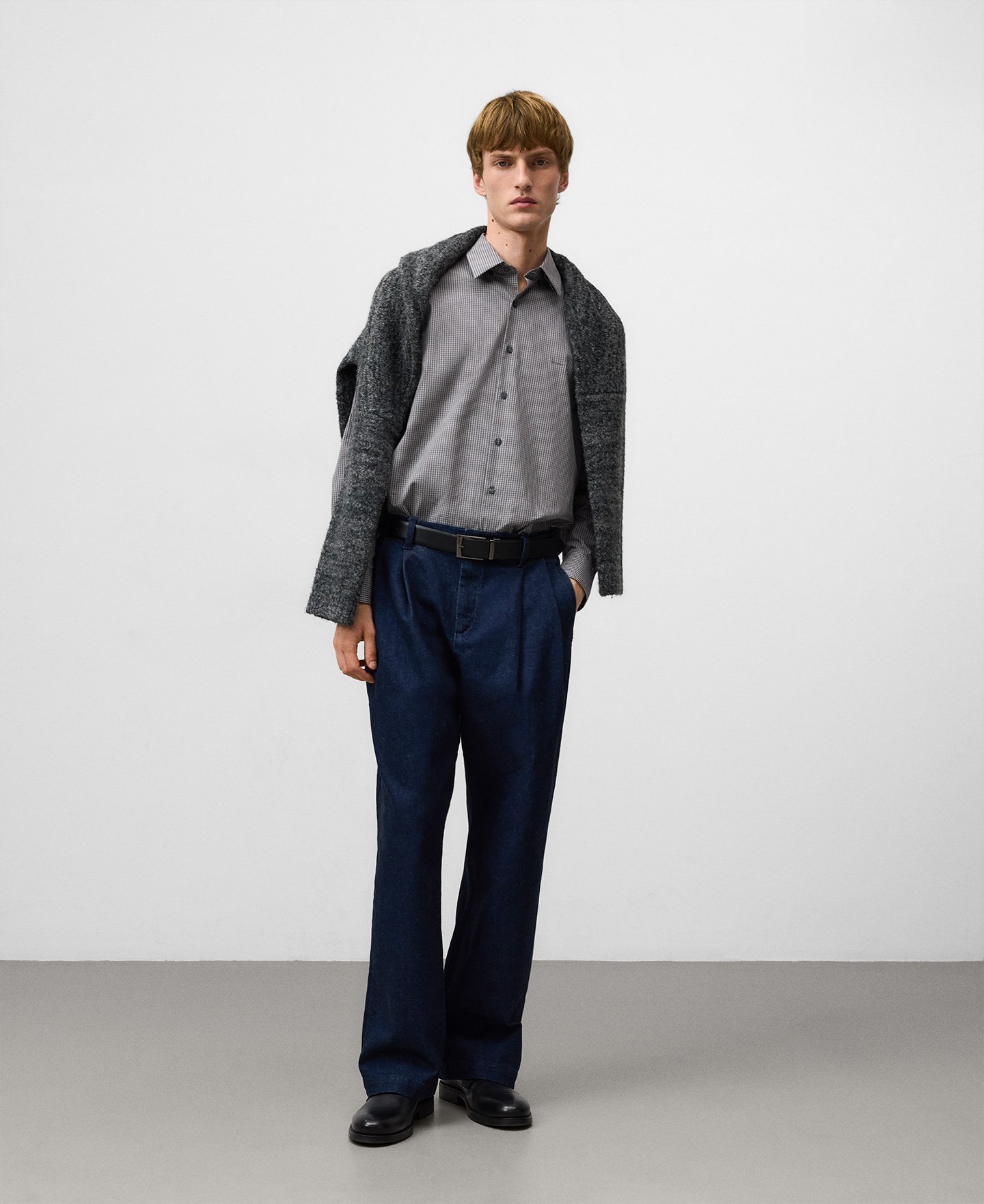 Camisa regular fit cuadros hombre image number 1