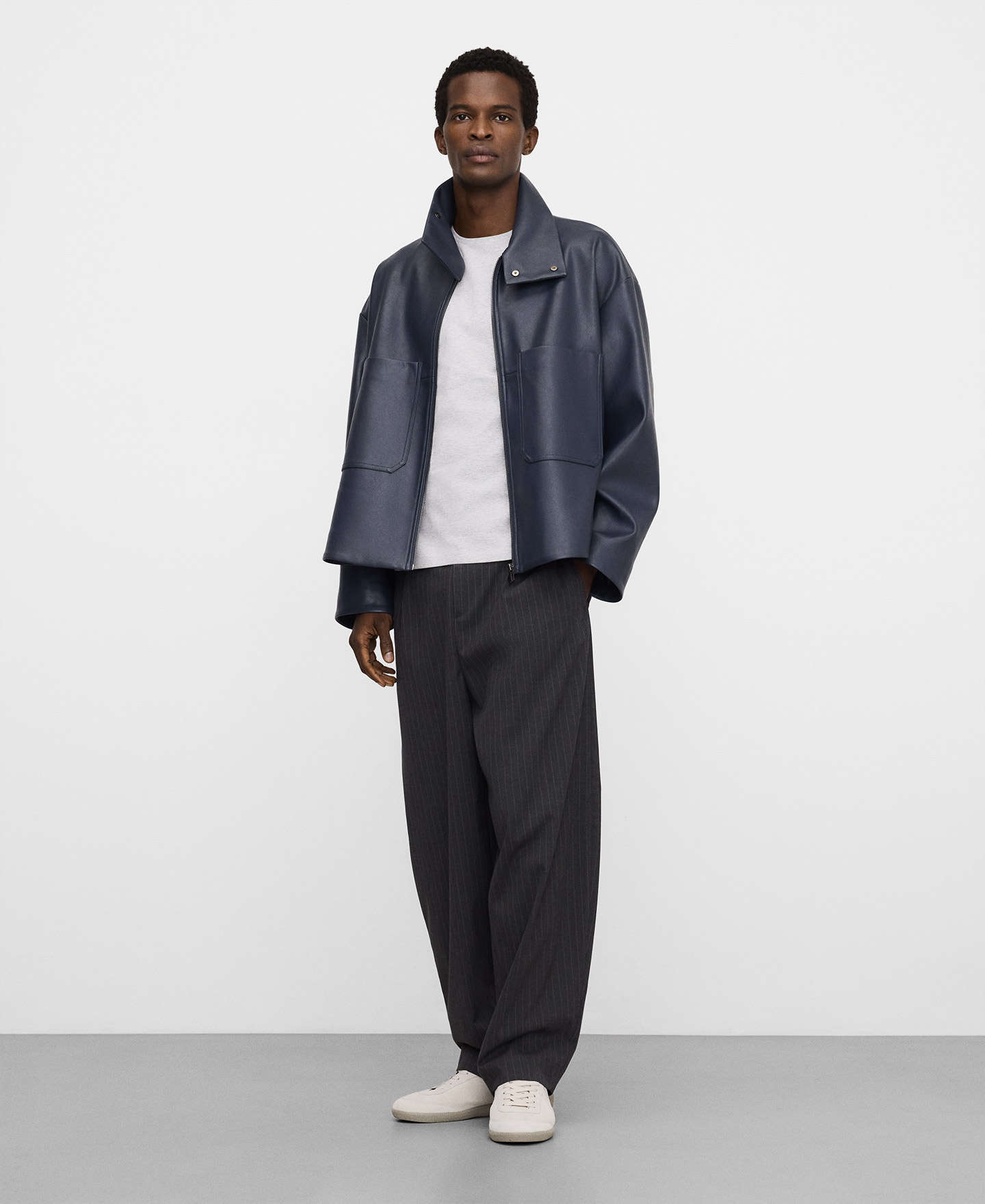 Cotton slim fit T-shirt image number 1