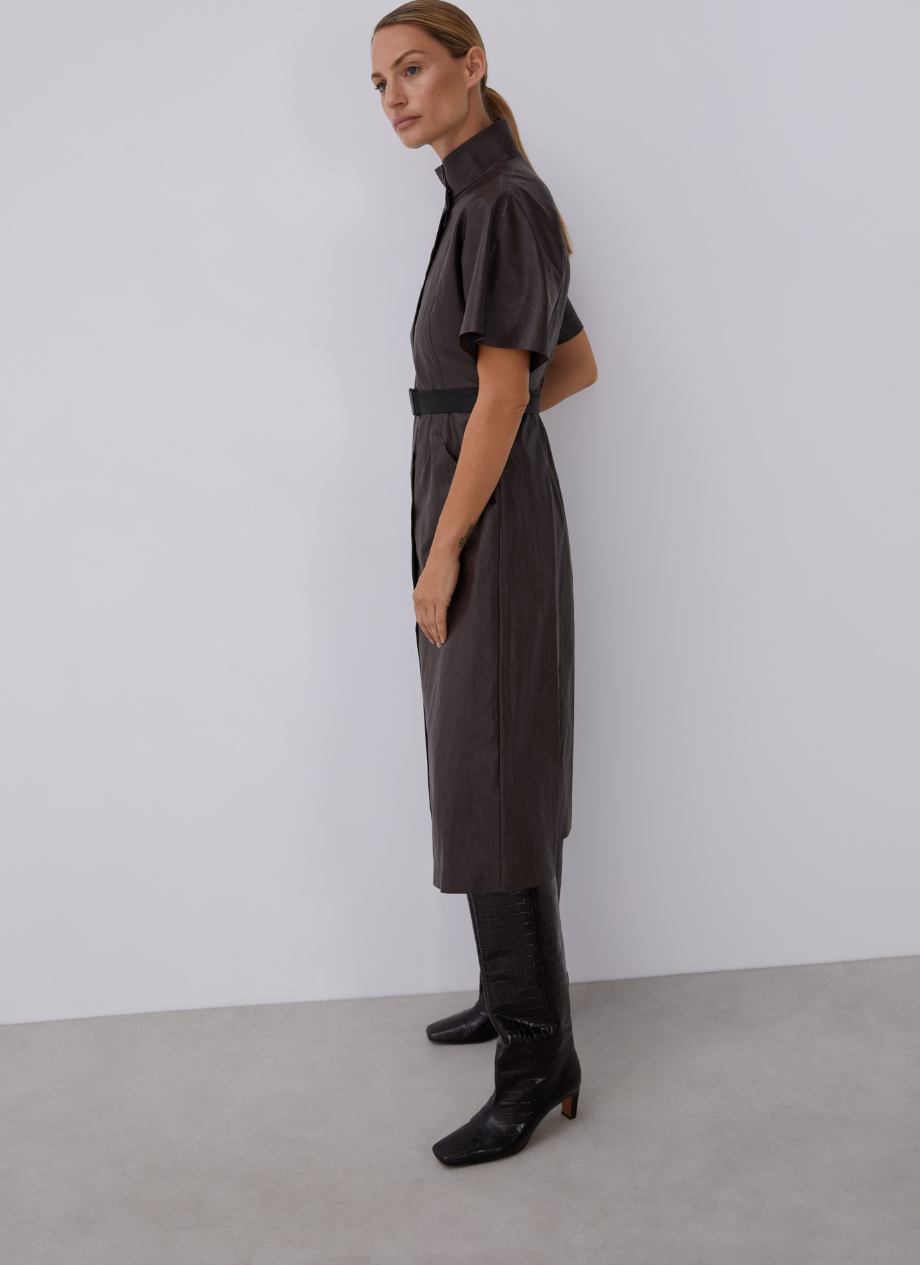 Short sleeved faux leather dress image number 4