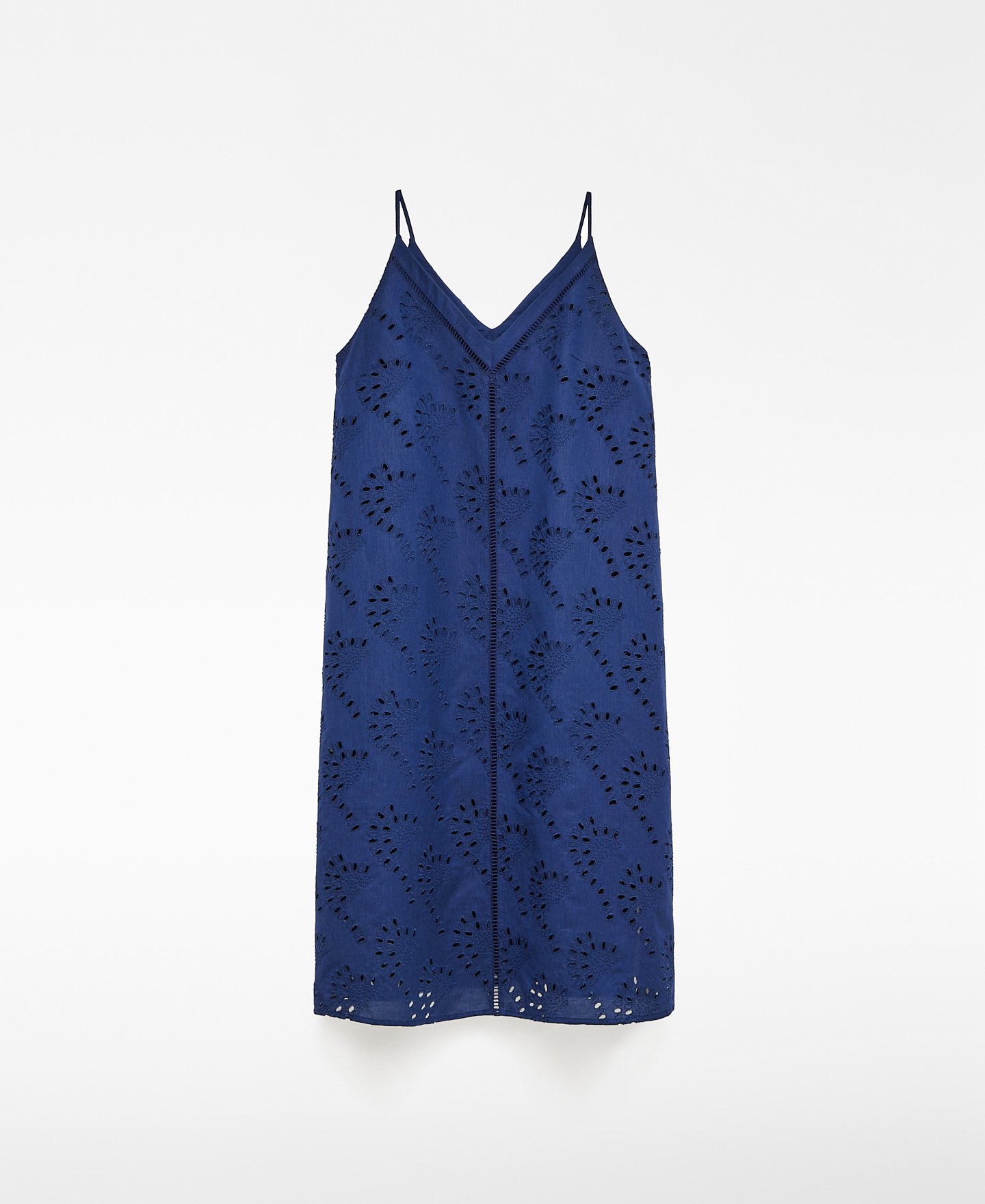 Vestido bordado tirantes mujer image number 4