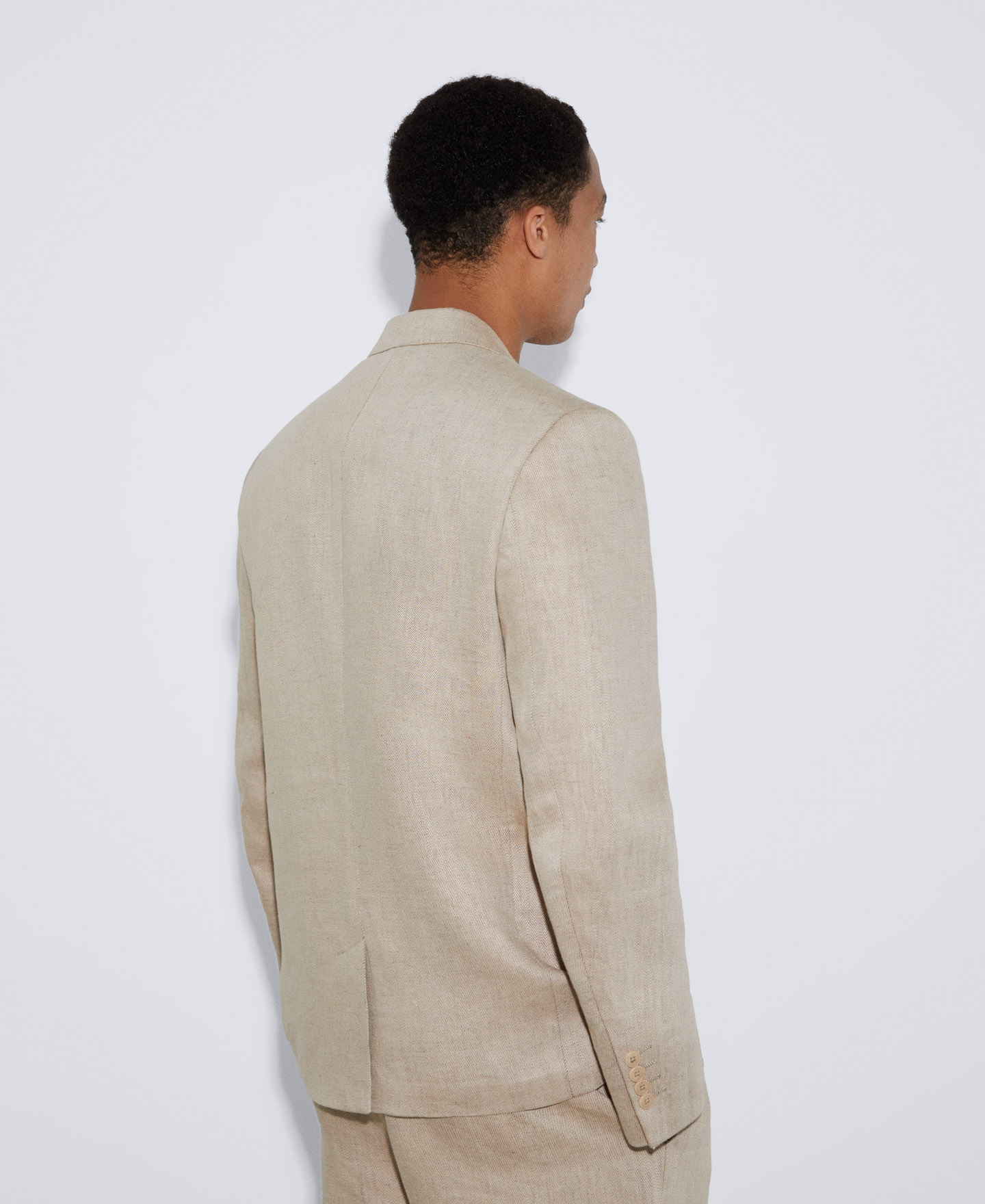 Blazer dos botones en lino image number 2