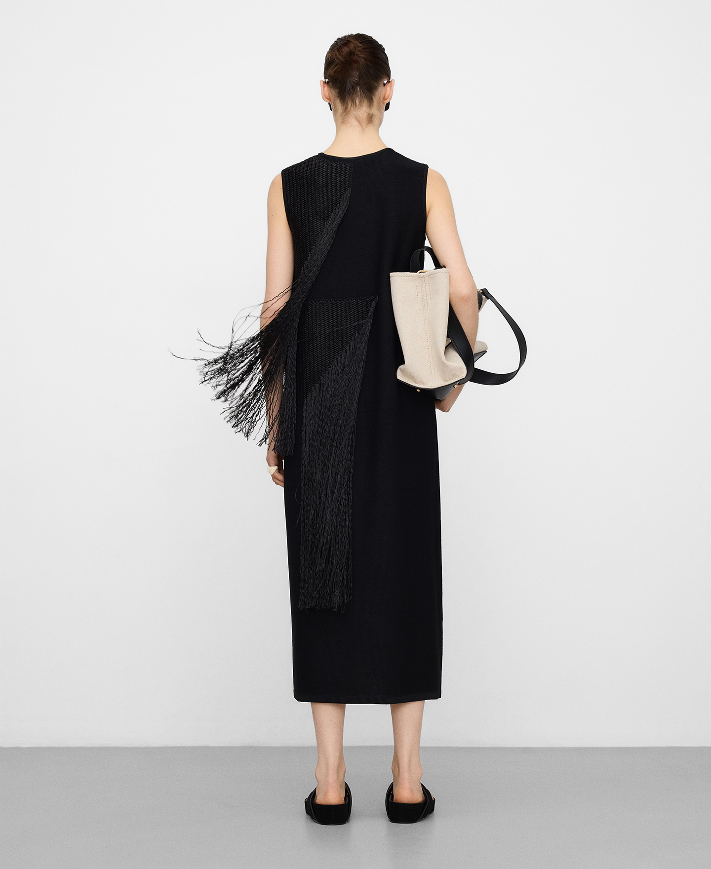 Intarsia knit dress with fringe image number 2