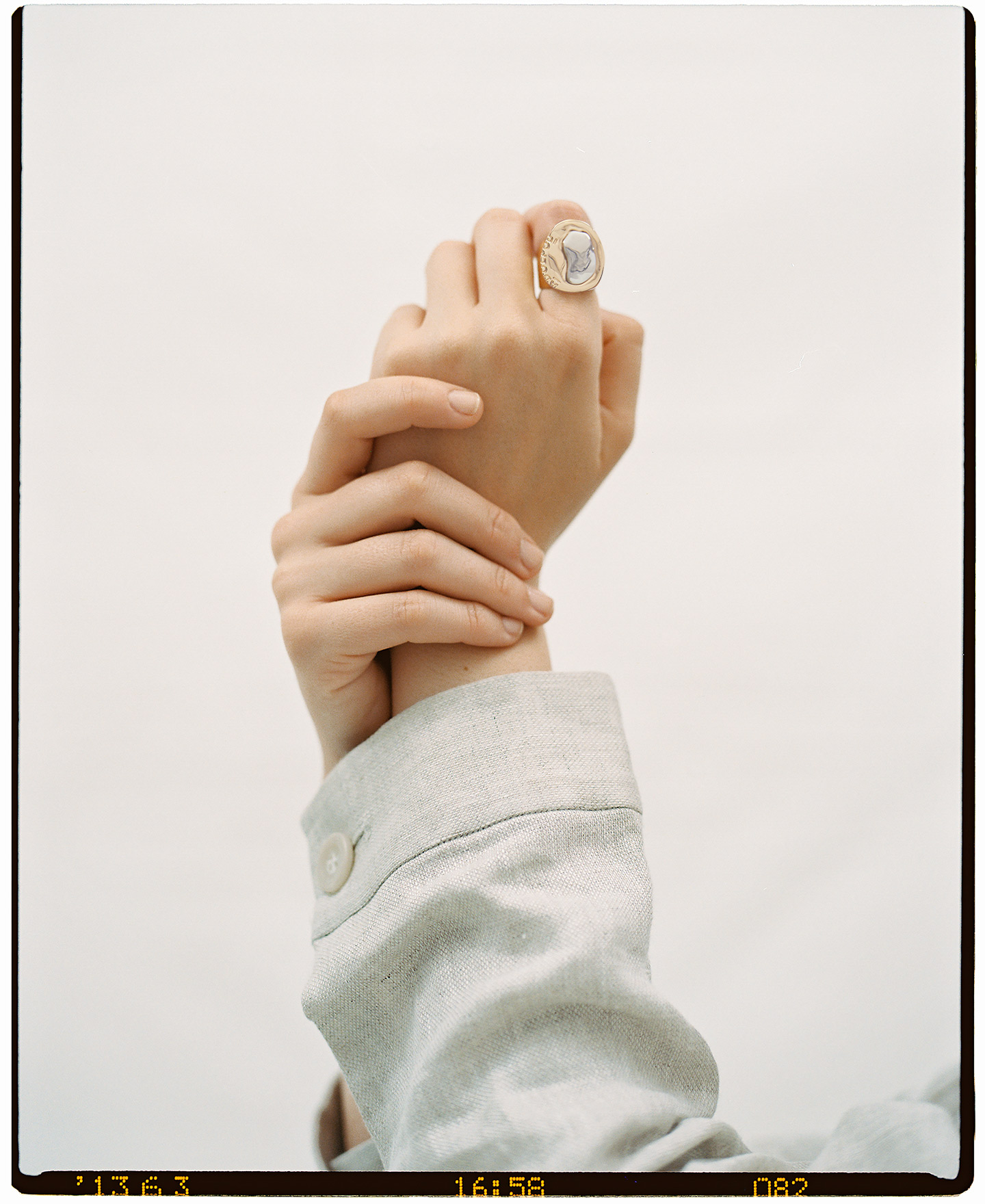 Organic bicolour metal ring image number 3
