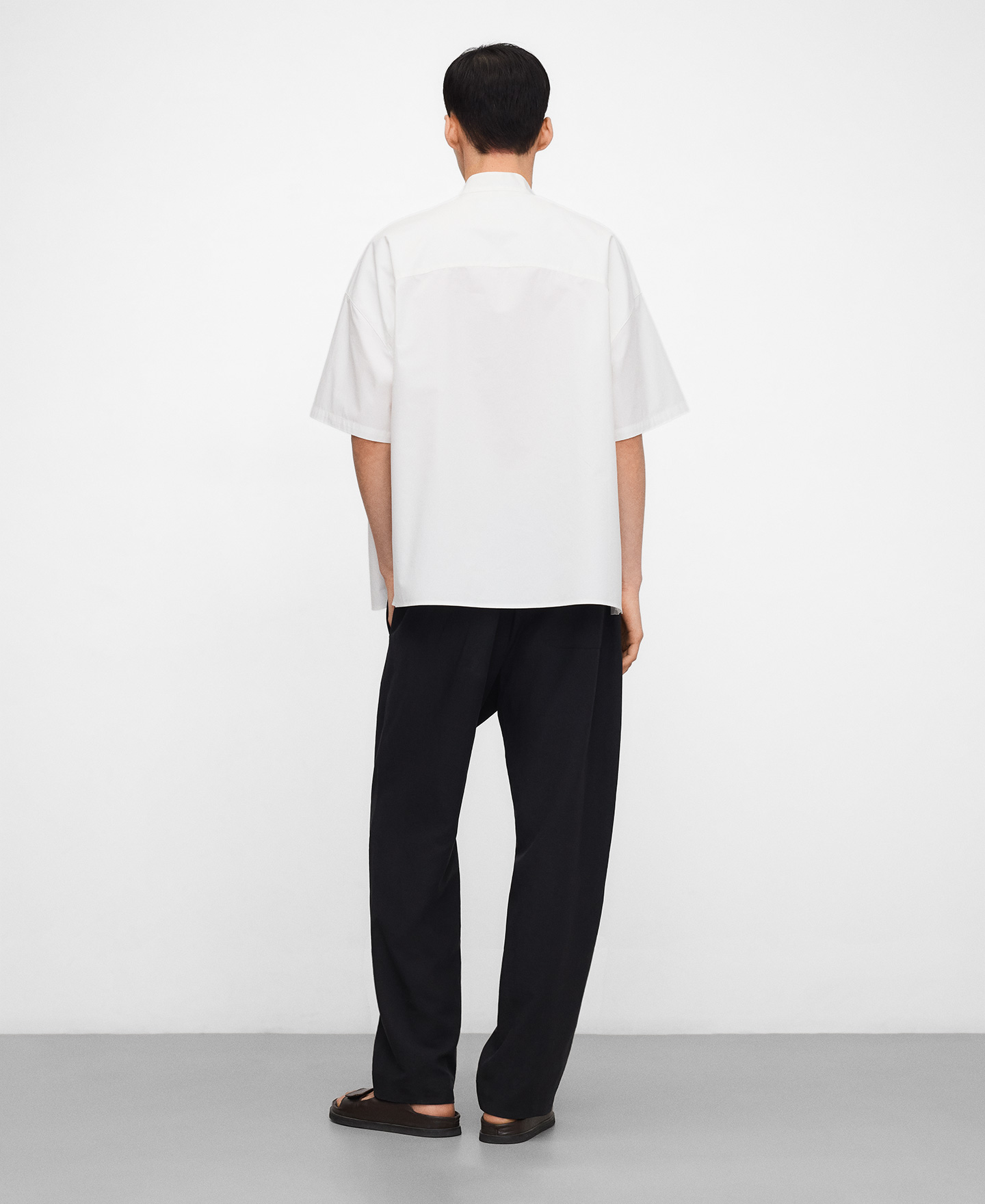 Camisa oversize boxy em algod&atilde;o org&acirc;nico image number 2