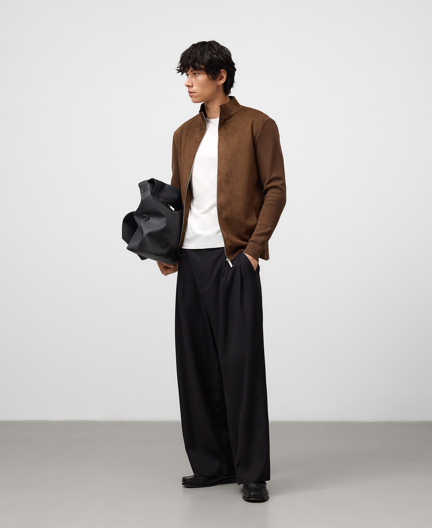 Faux suede and knit cardigan man image number 1
