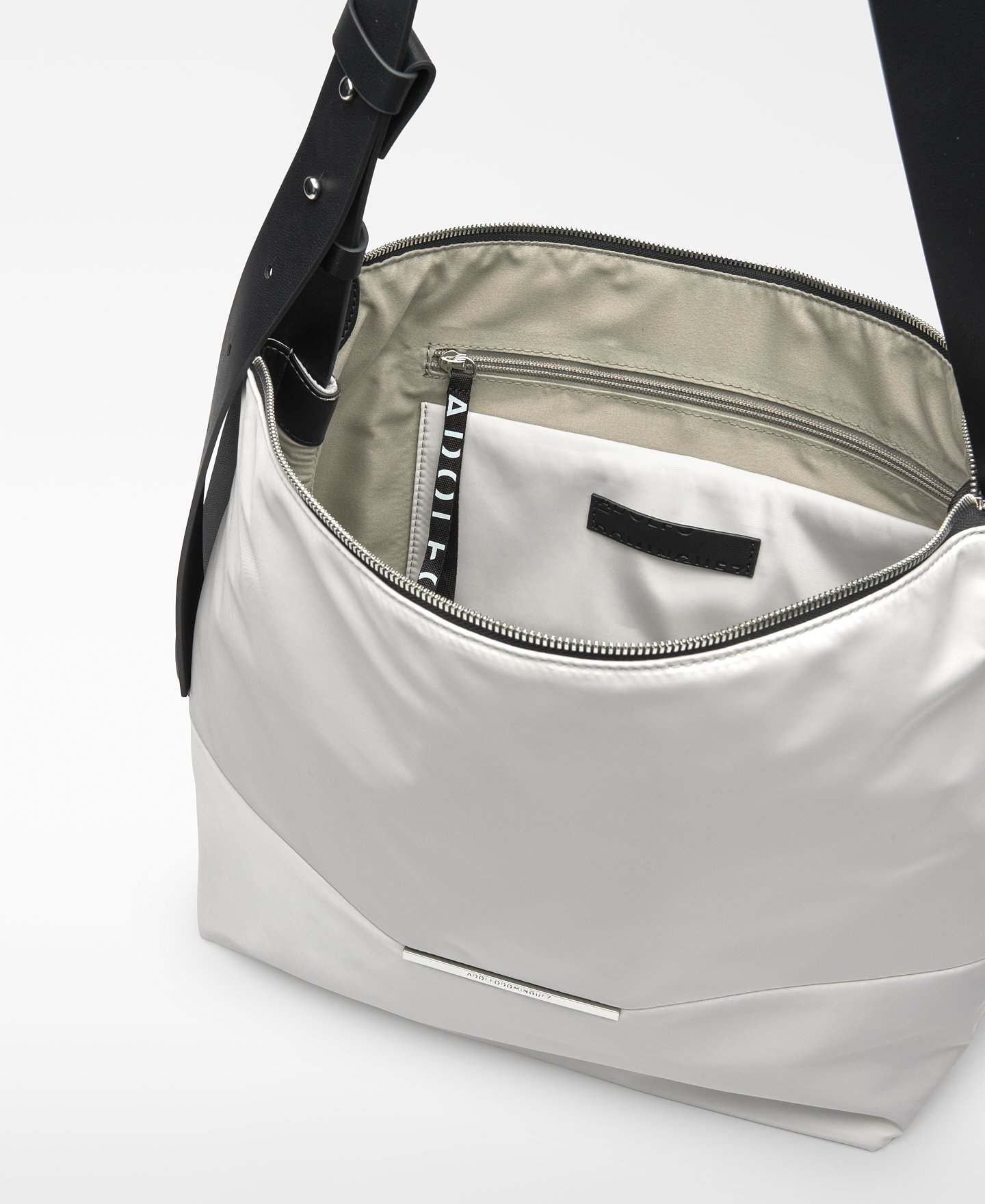 Hobo grande Orion nylon image number 3