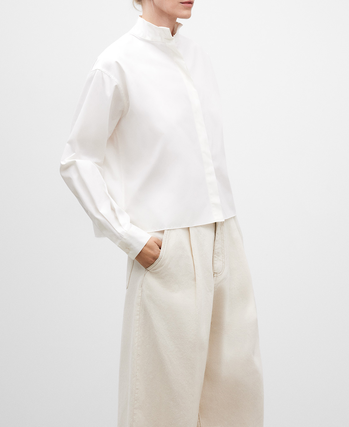 Camisa blanca corta en algodón mujer image number 0