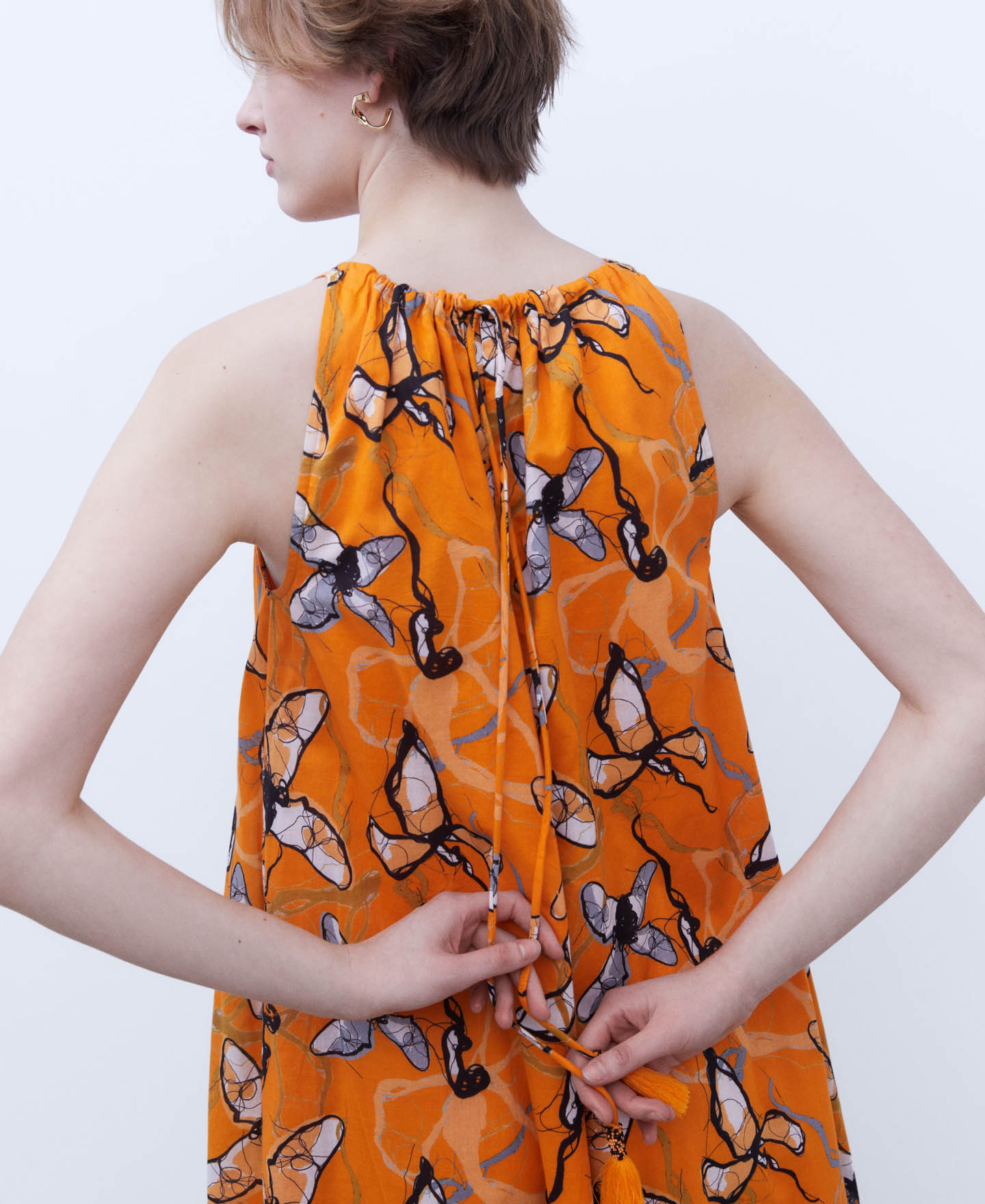 Vestido cuello halter en algodón image number 3