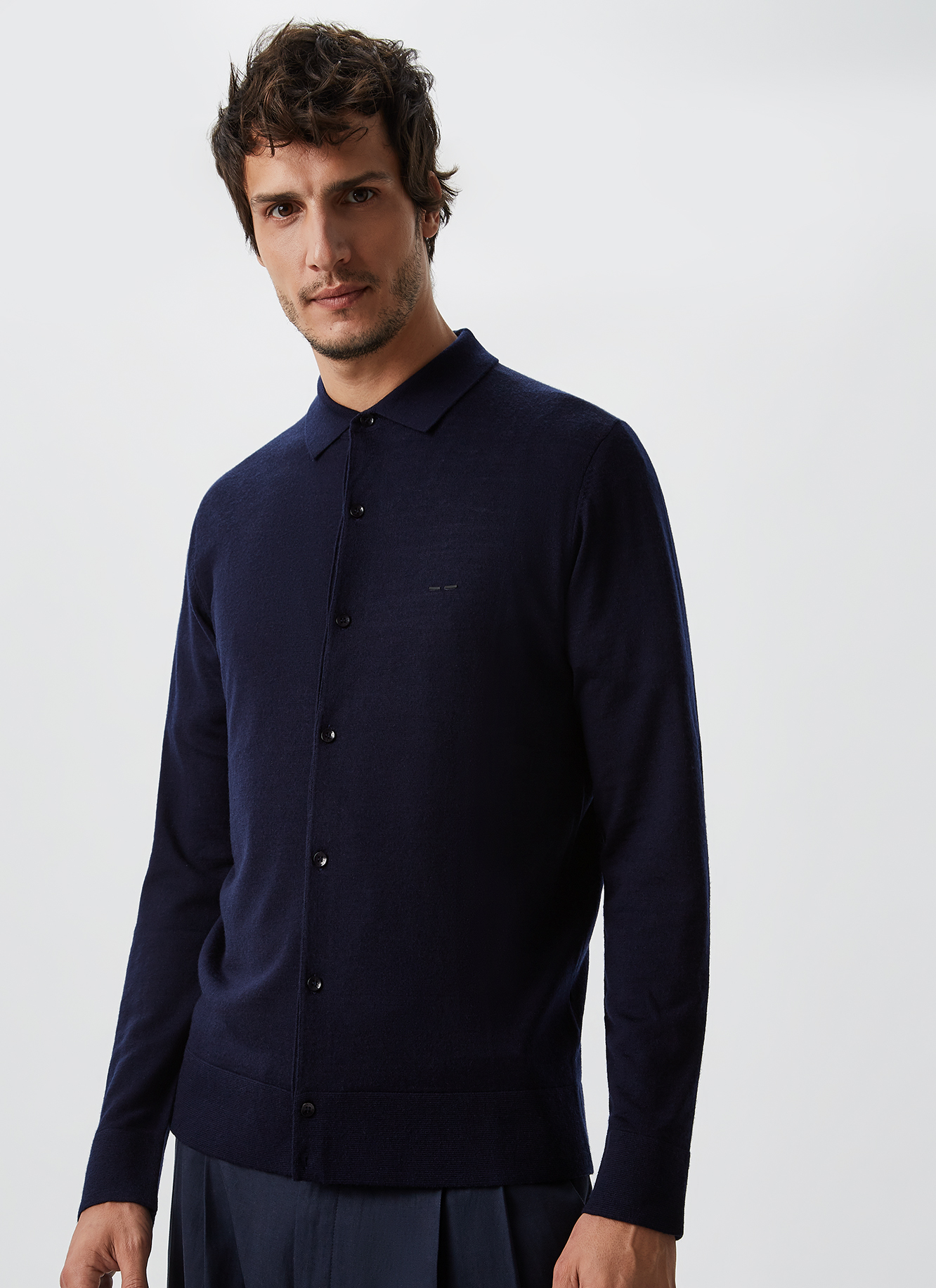 Cárdigan merino con cuello camisero image number 1