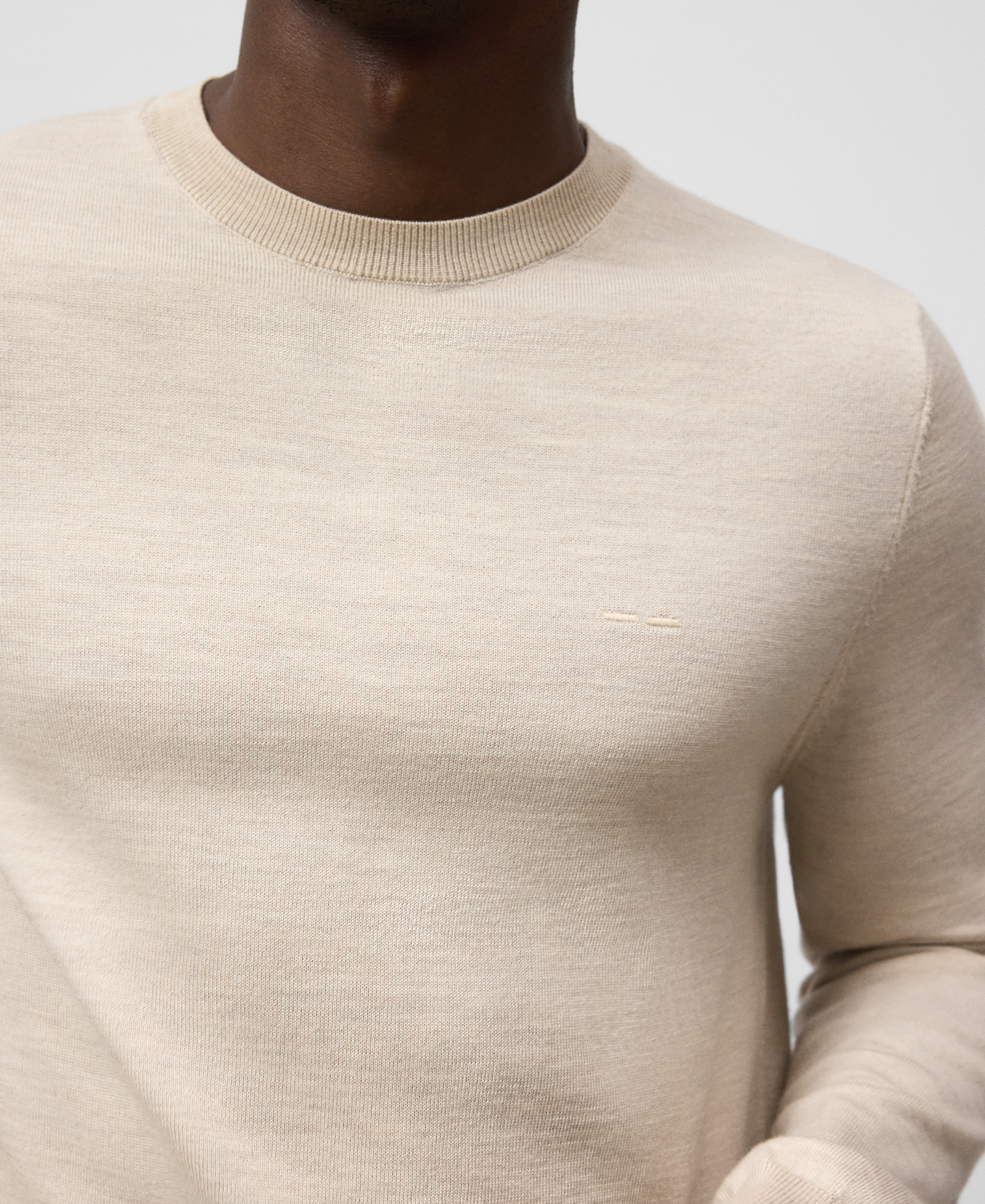 Merino wool crew collar sweater man image number 3