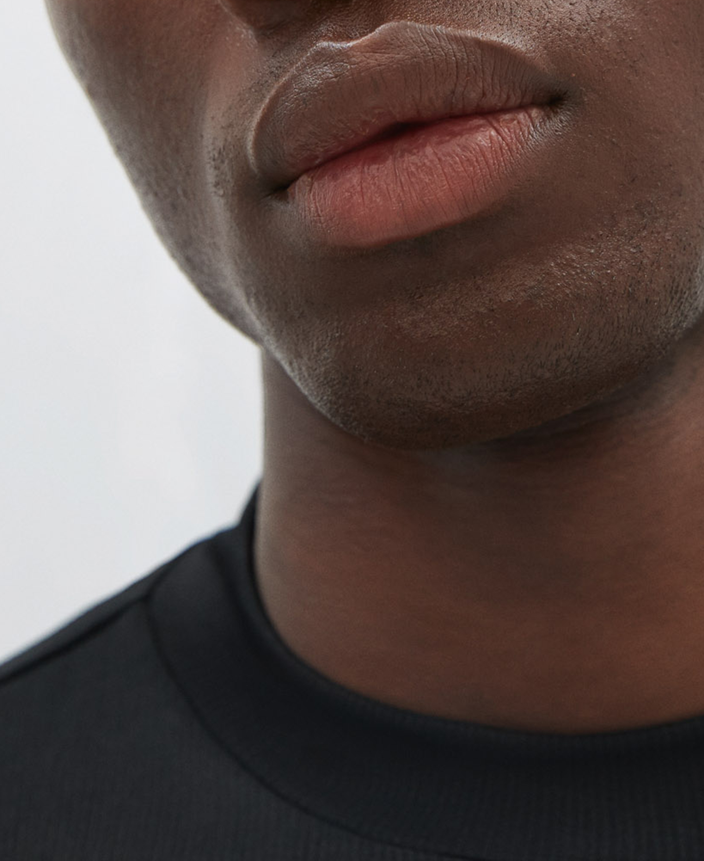 Crew neck t-shirt in wrinkled fabric image number 3