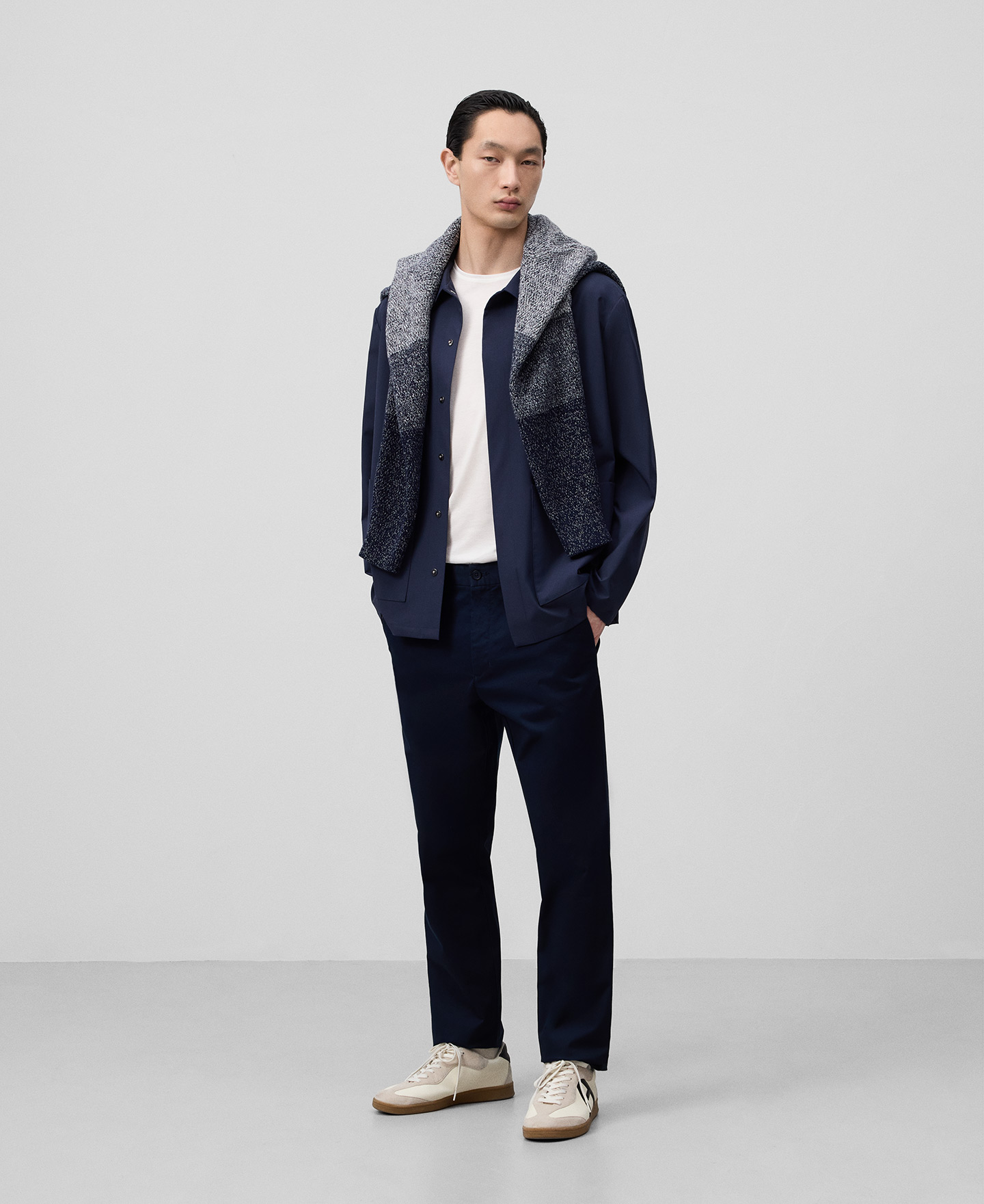 Regular fit chino trousers man image number 1