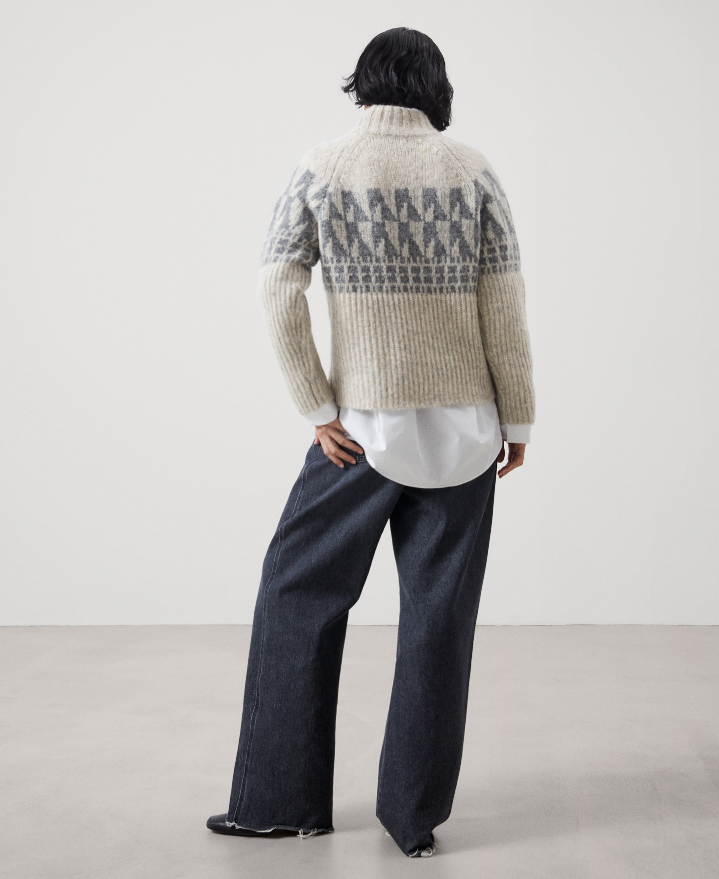 Merino wool jacquard sweater image number 2