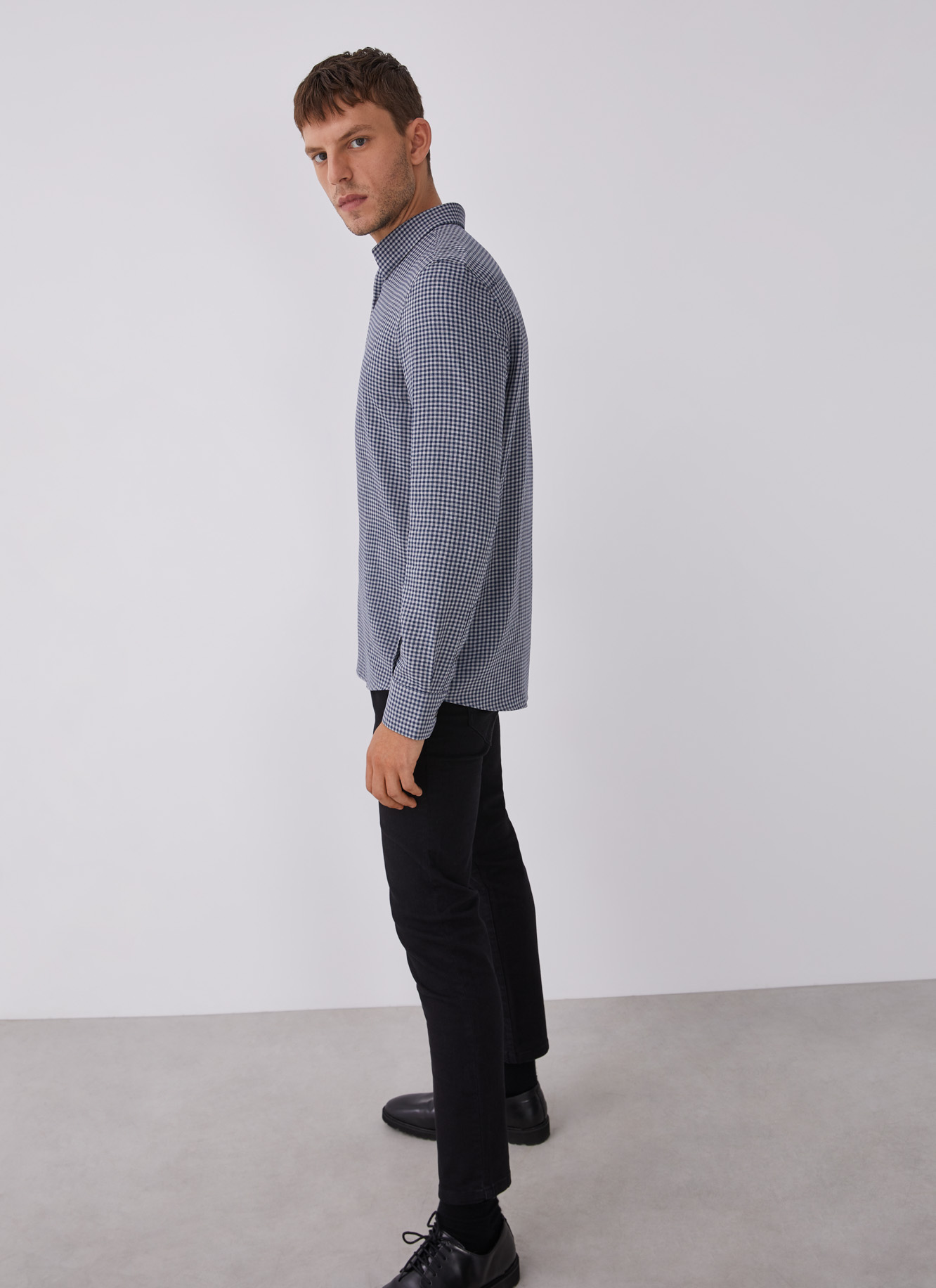 Cotton vichy shirt image number 4