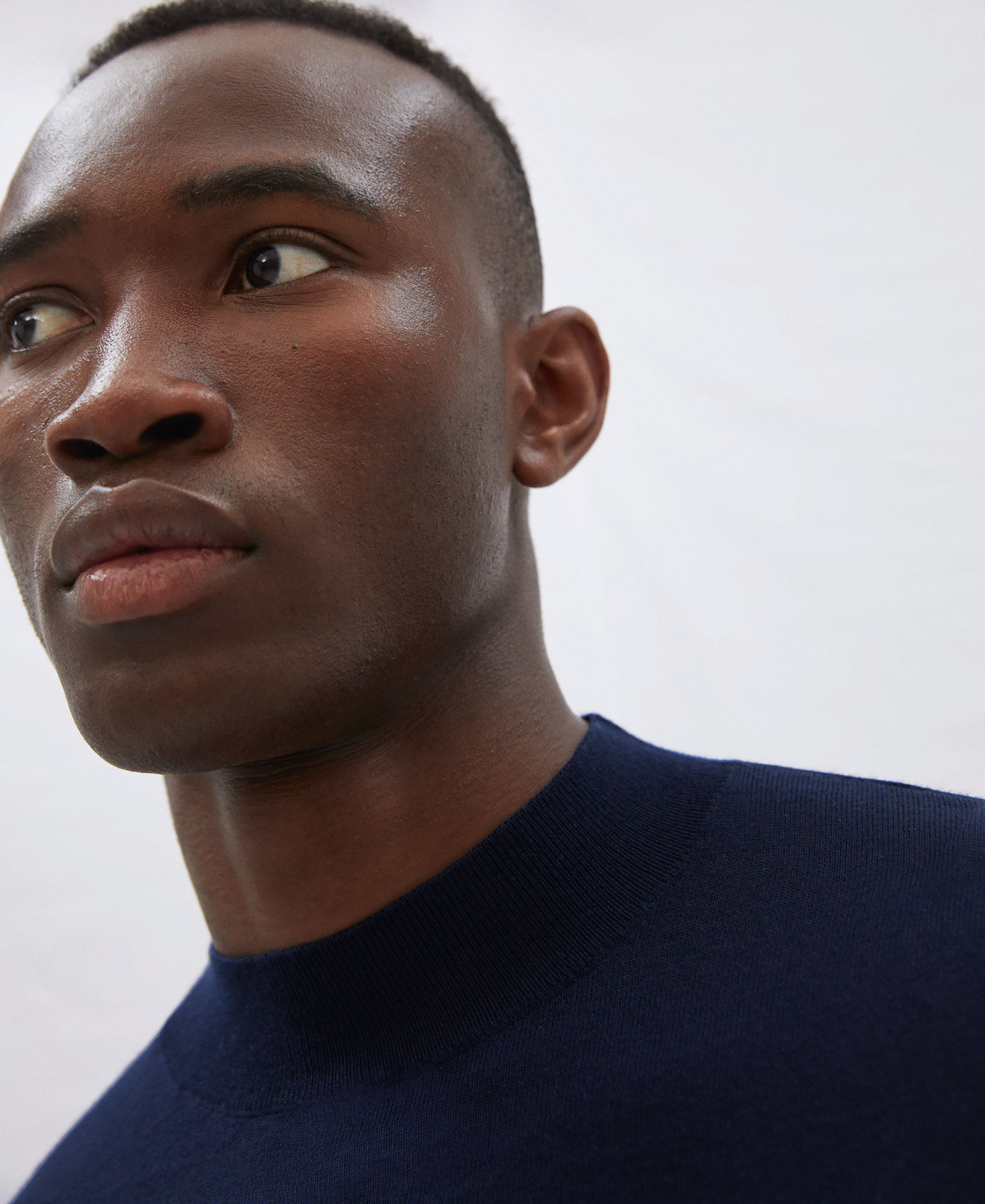Merino wool perkins collar sweater image number 3