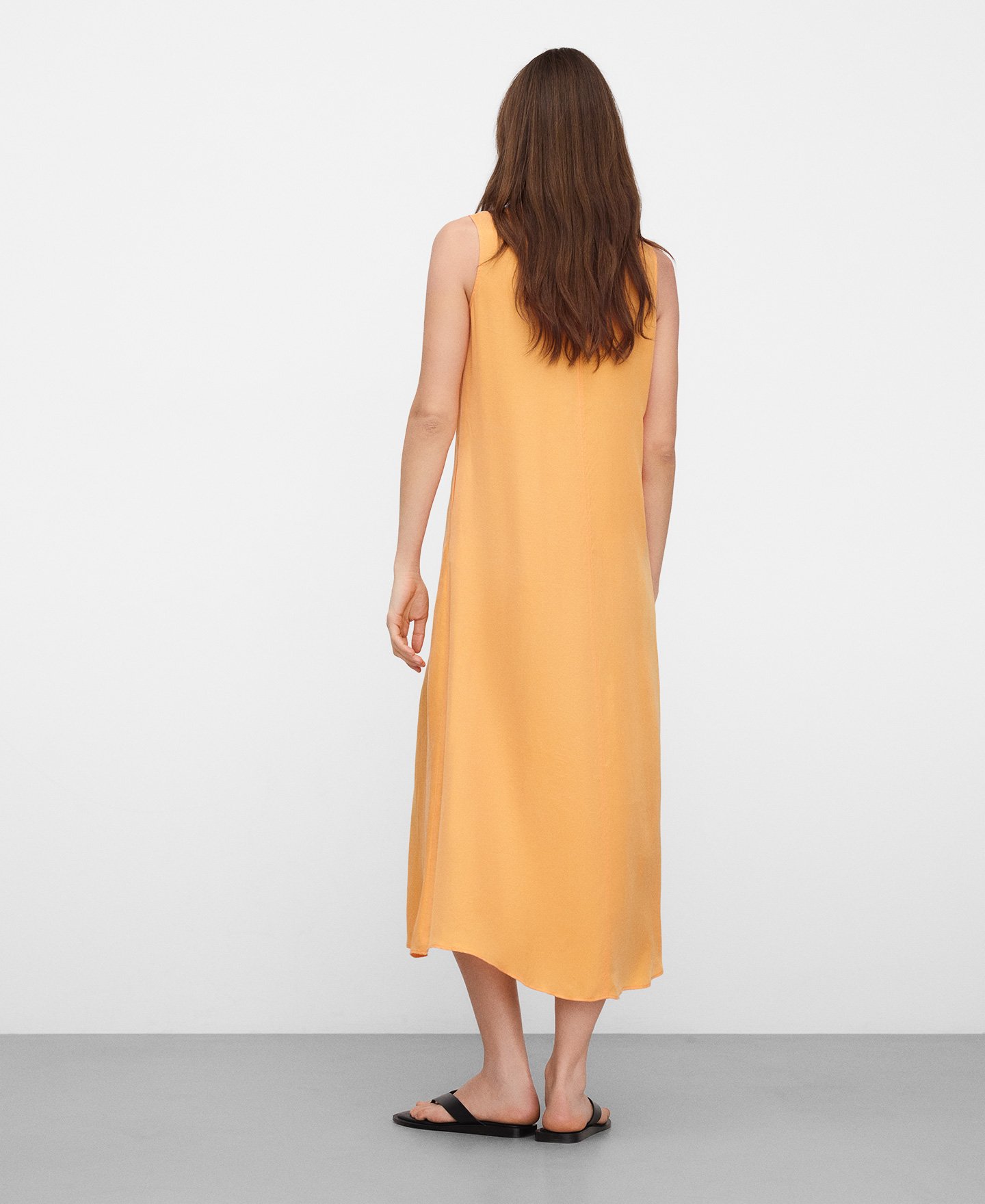 V-neckline satin long dress image number 4