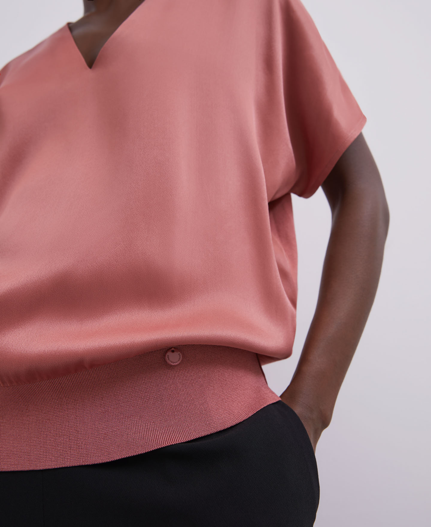 Camisa escote pico viscosa y algodón image number 2