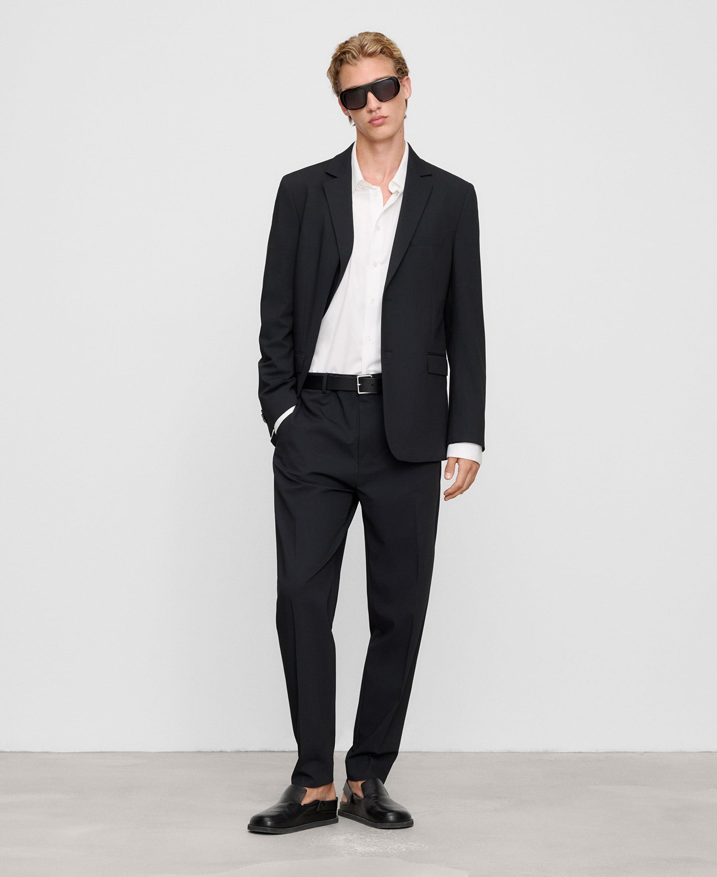 Regular fit tailored trousers image number 1