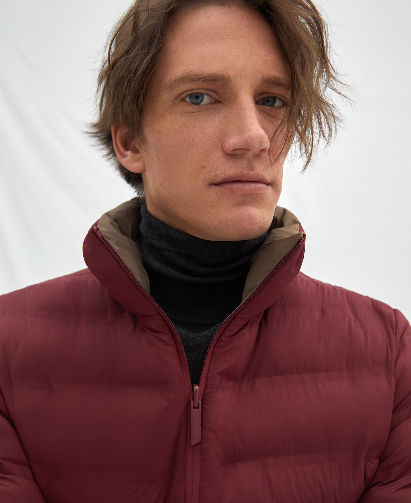 Reversible nylon padded jacket image number 3
