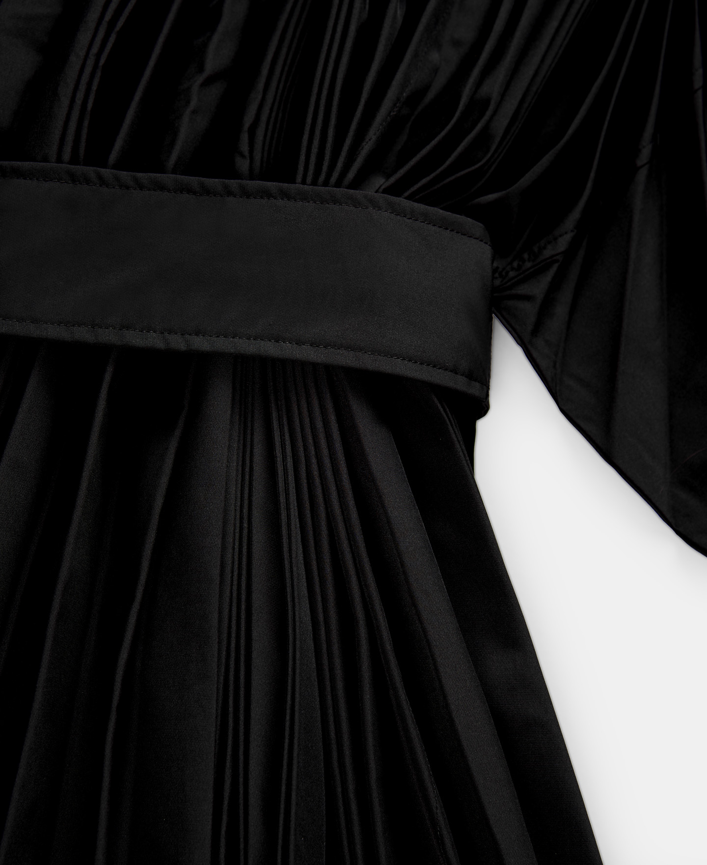Gabardina fluida en crinkle image number 6