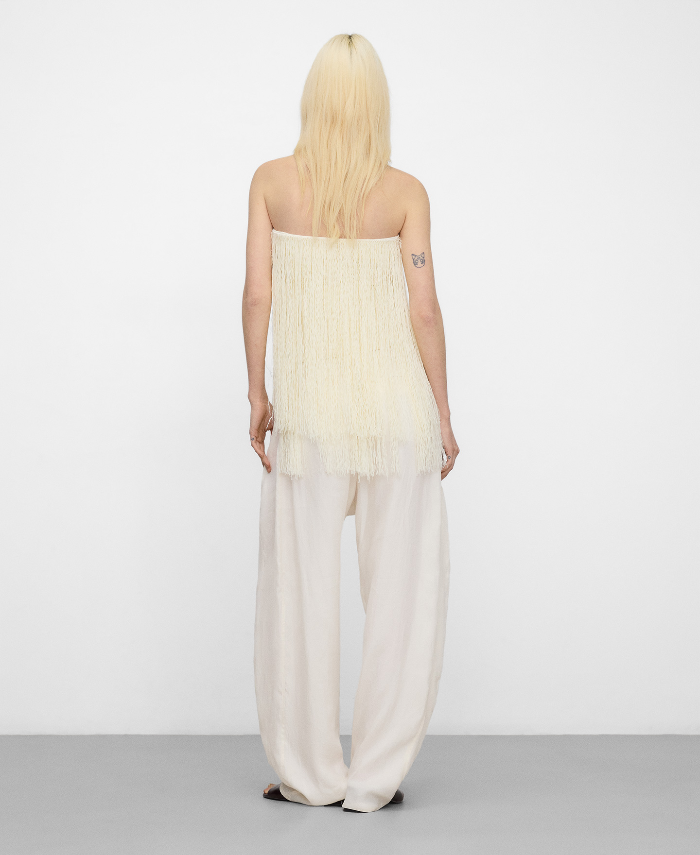 Top palabra honor punto intarsia flecos image number 2