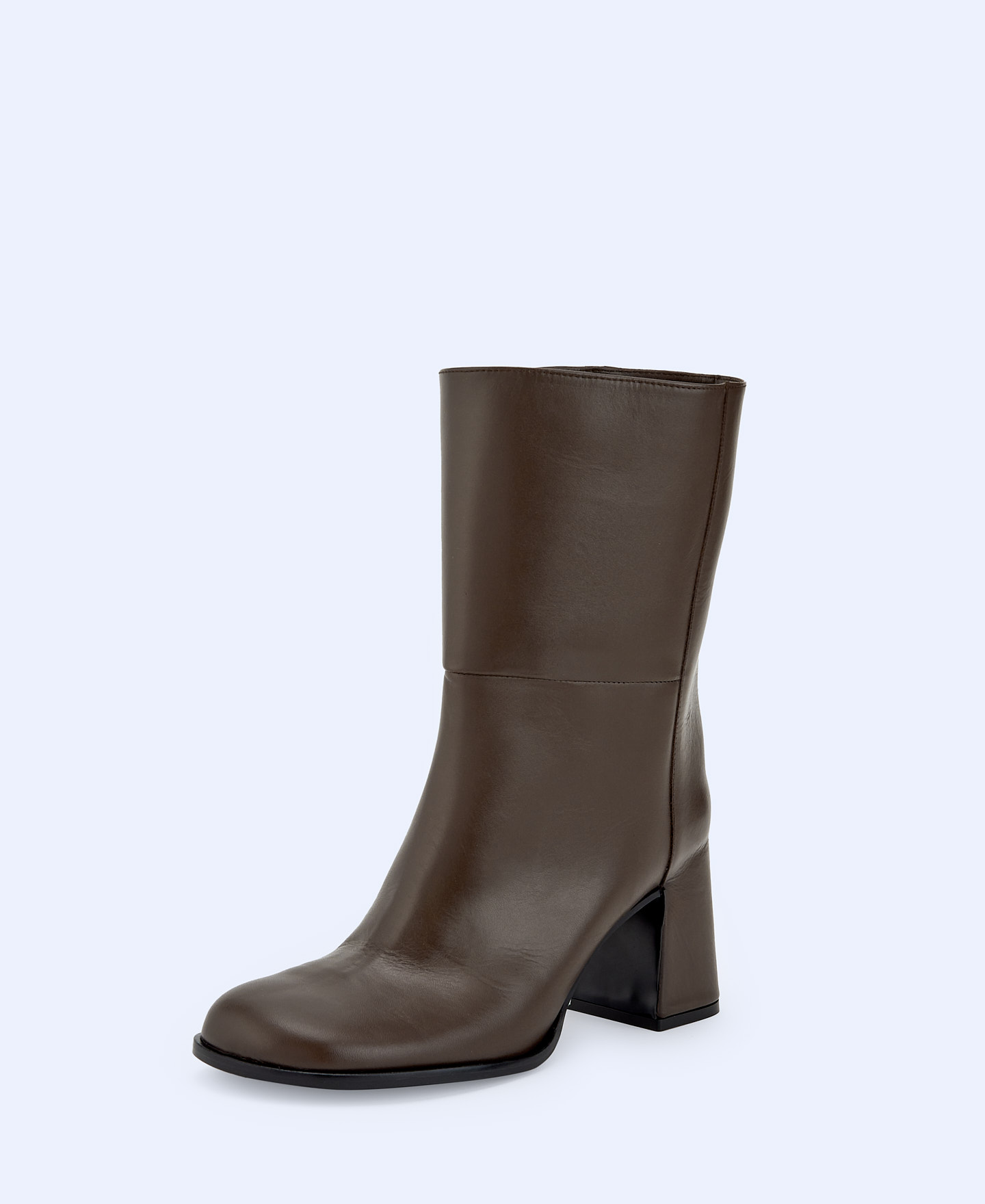 Wide collar leather boot image number 3