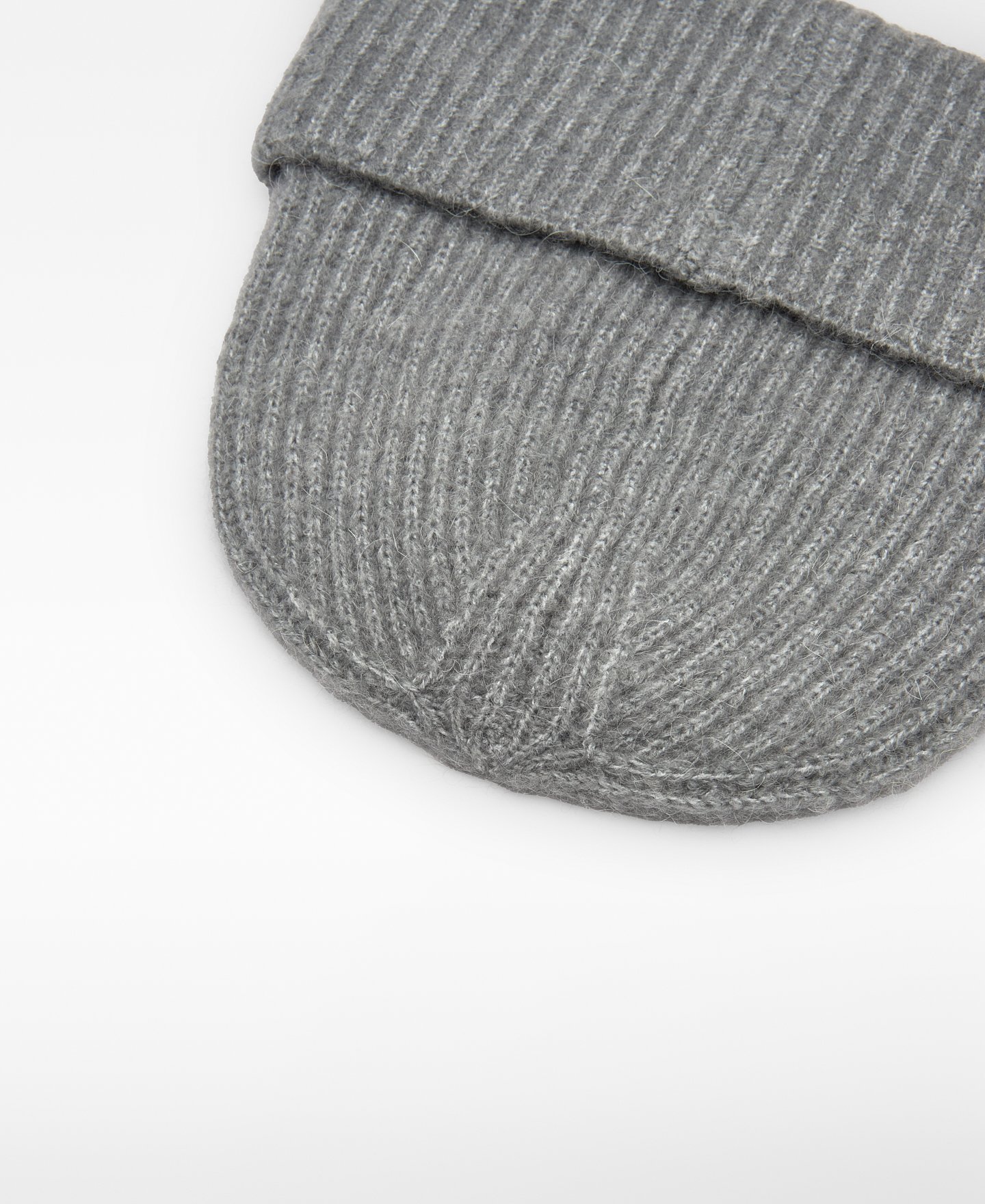 Gorro beanie punto canalé mujer image number 2