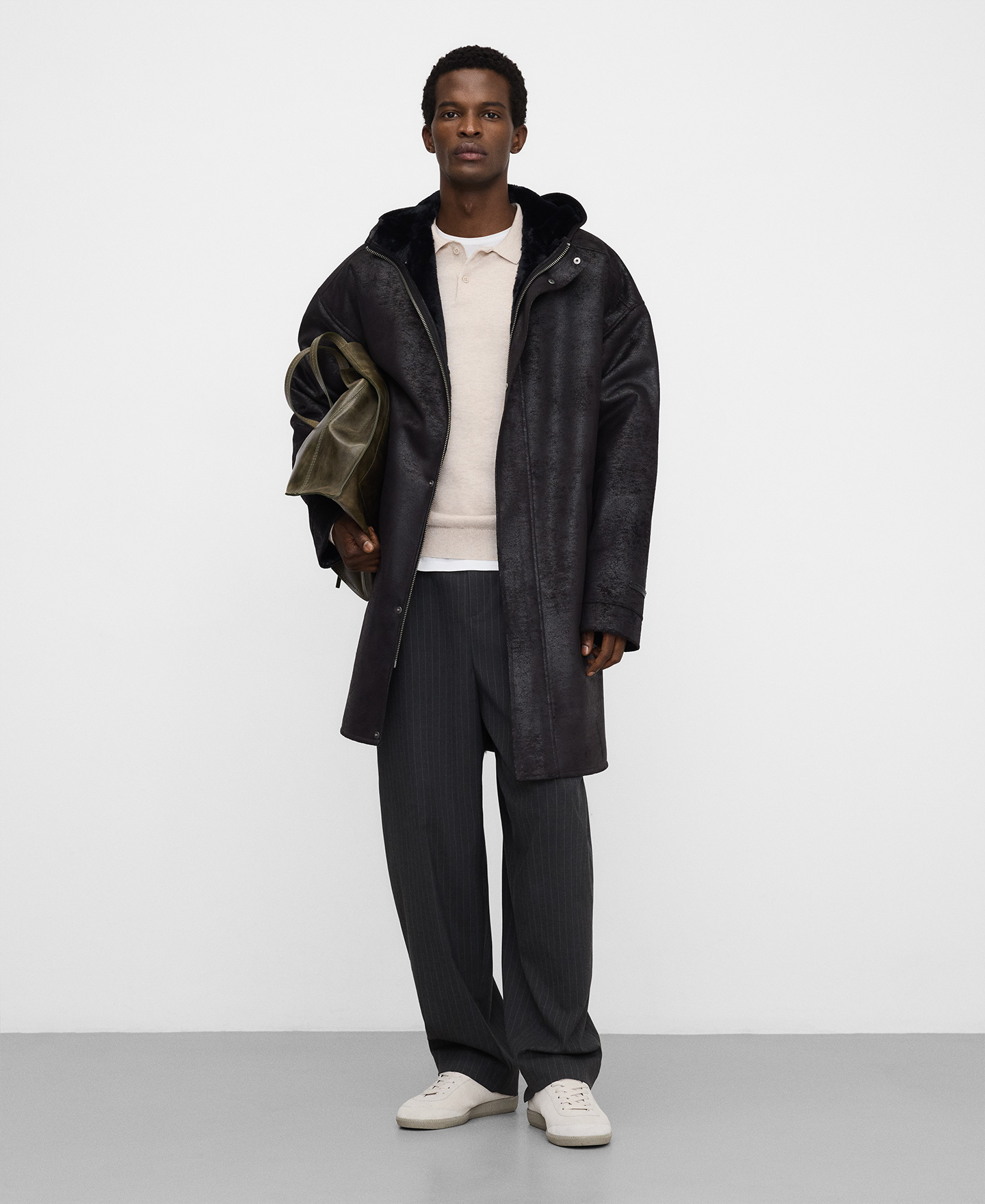 Abrigo Piel No Piel con capucha image number 1