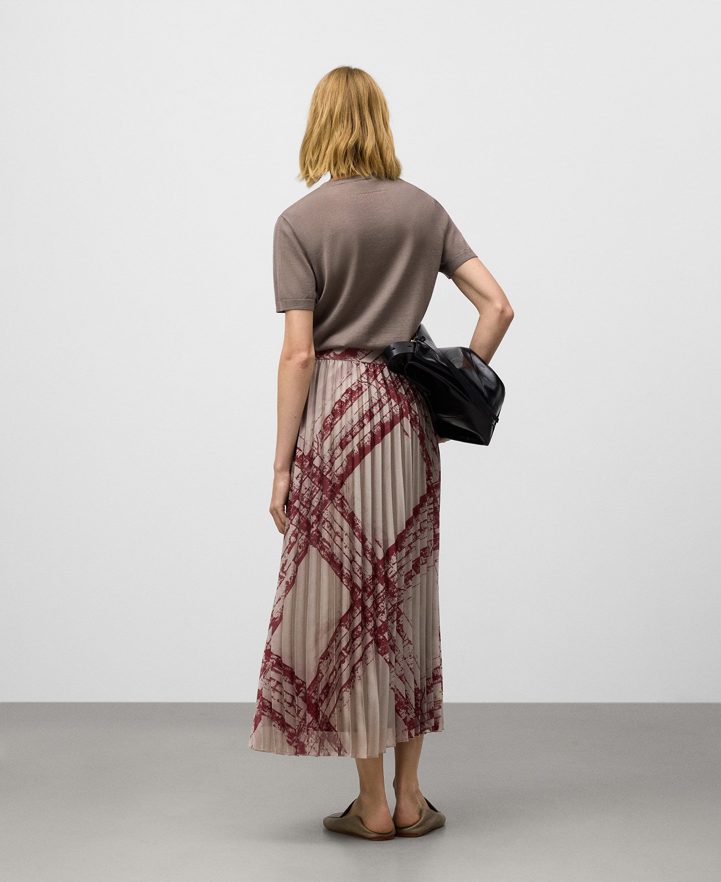 Pleated printed skirt woman image number 2