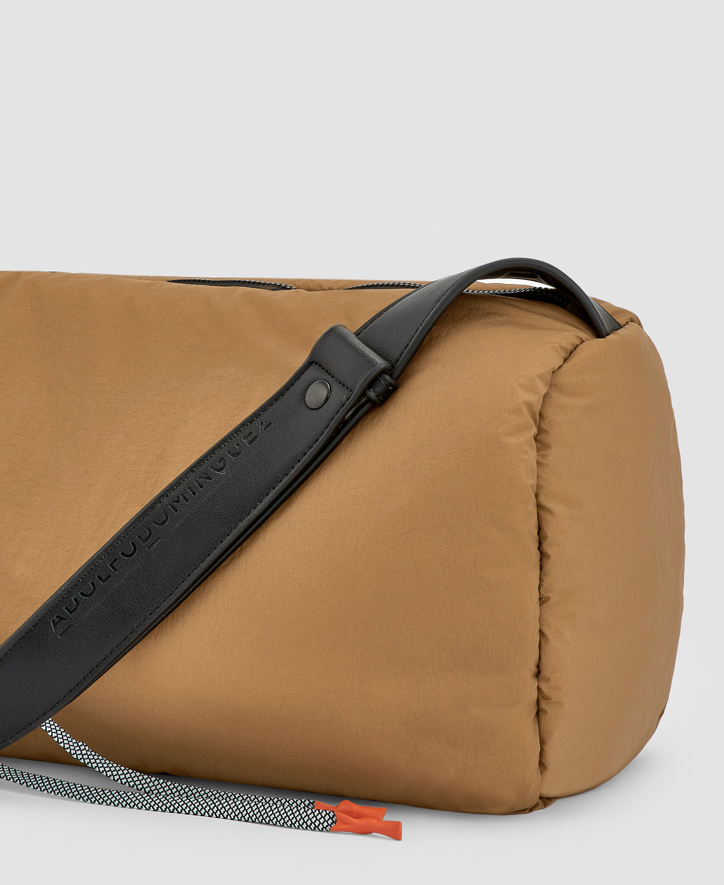 Recycled nylon medium shoulder bag image number 2