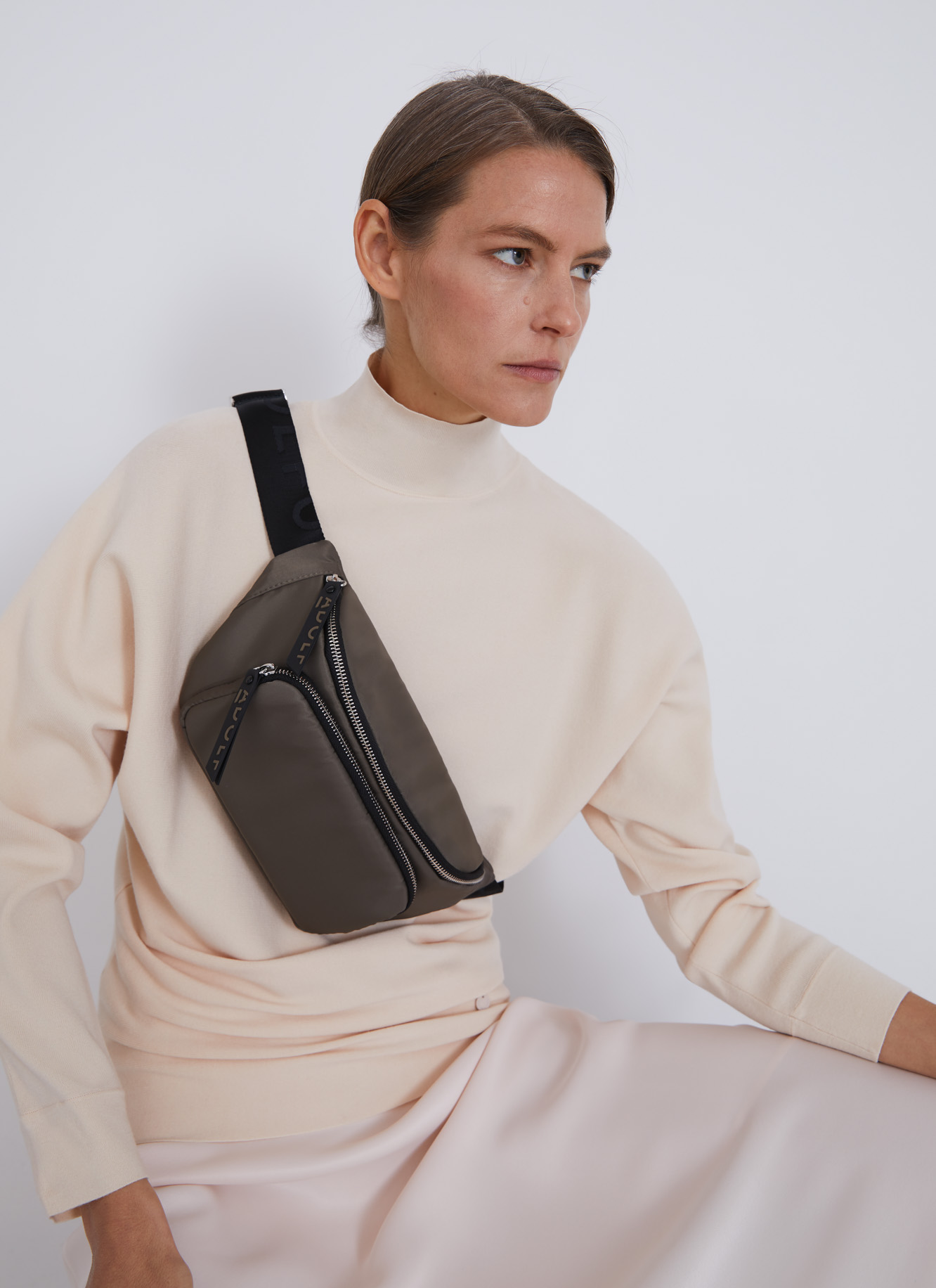 Nylon padded waist bag image number 4