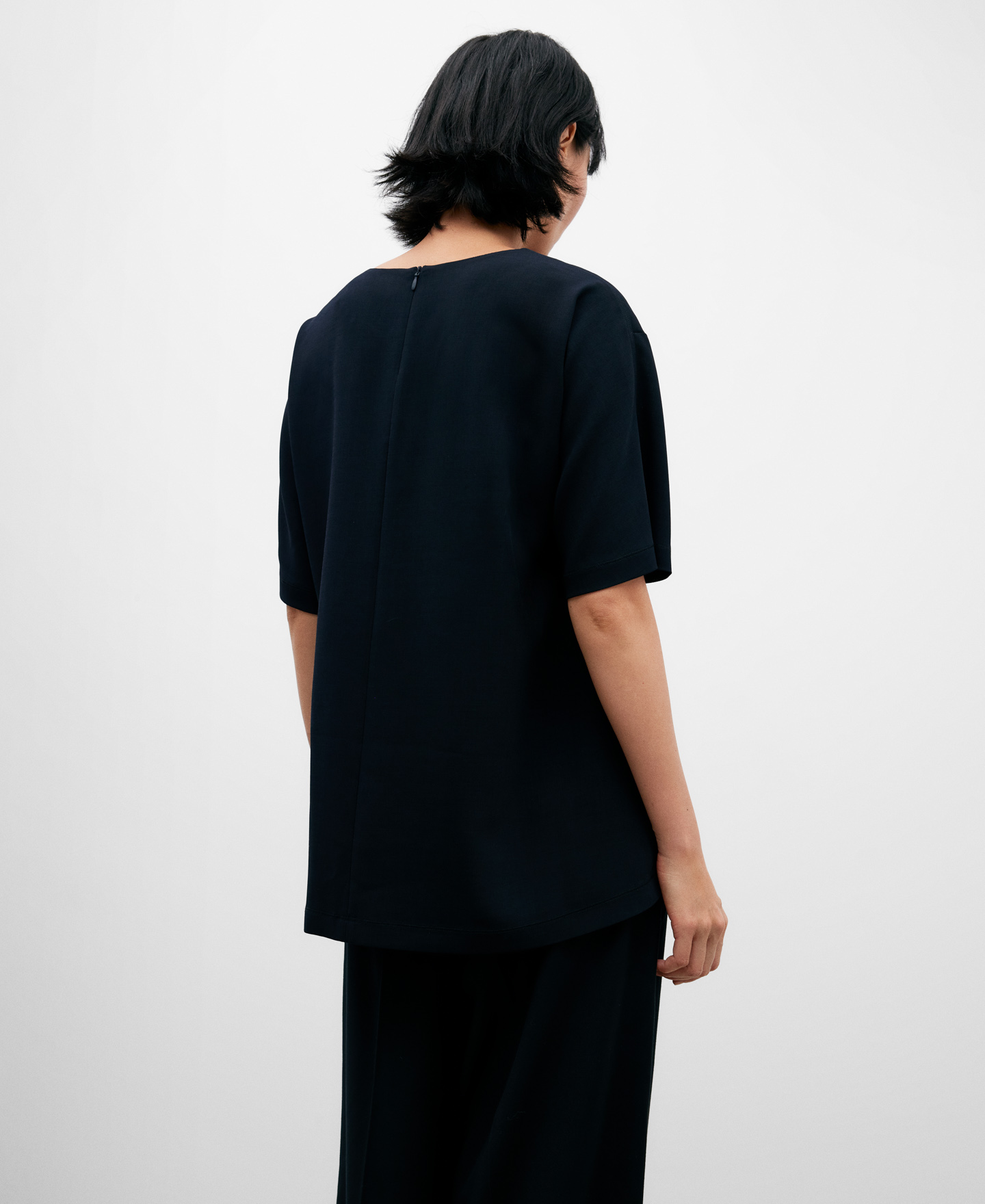 Marine blue elbow-length sleeve blouse image number 2
