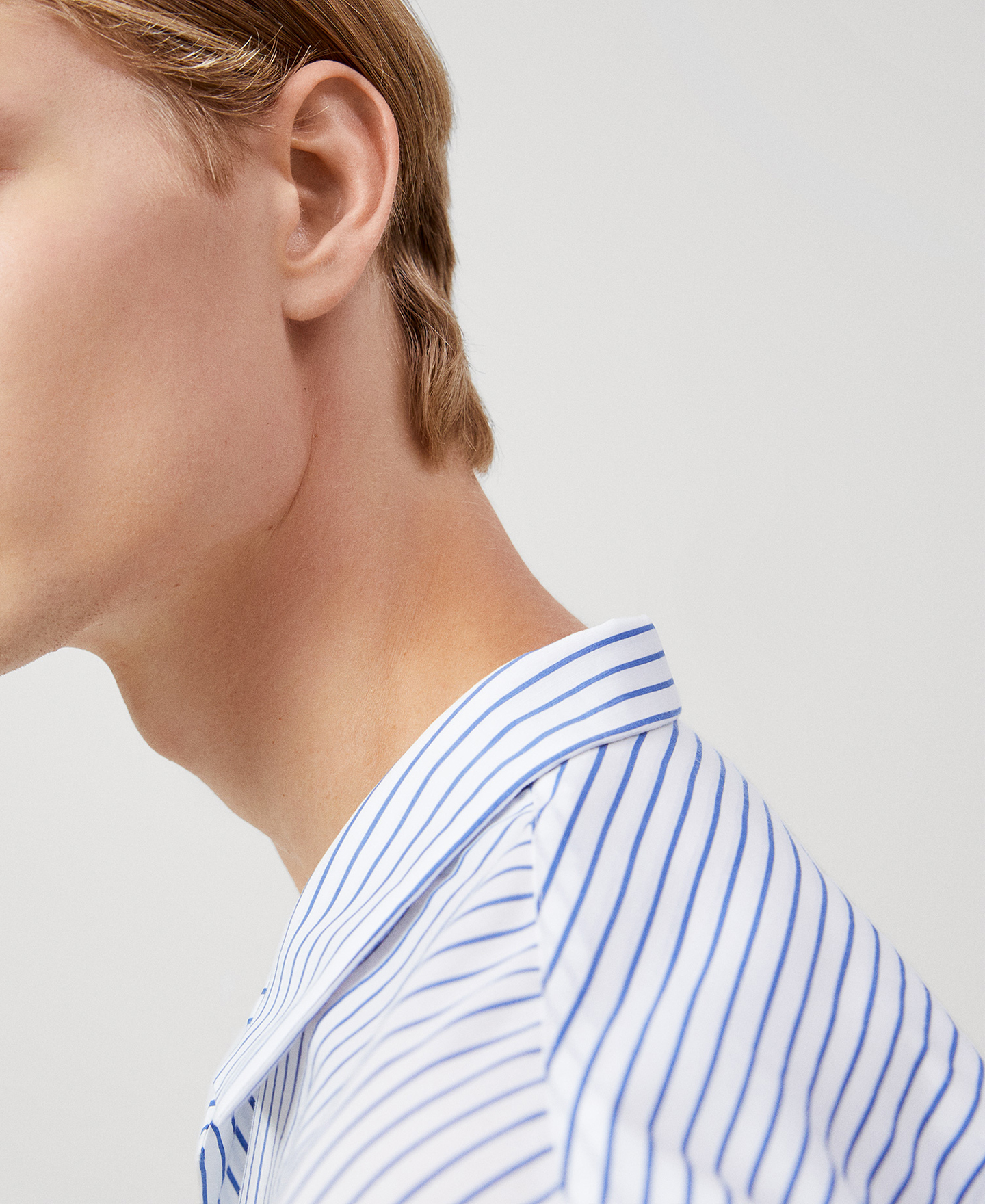 Lyocell bowling collar shirt image number 4