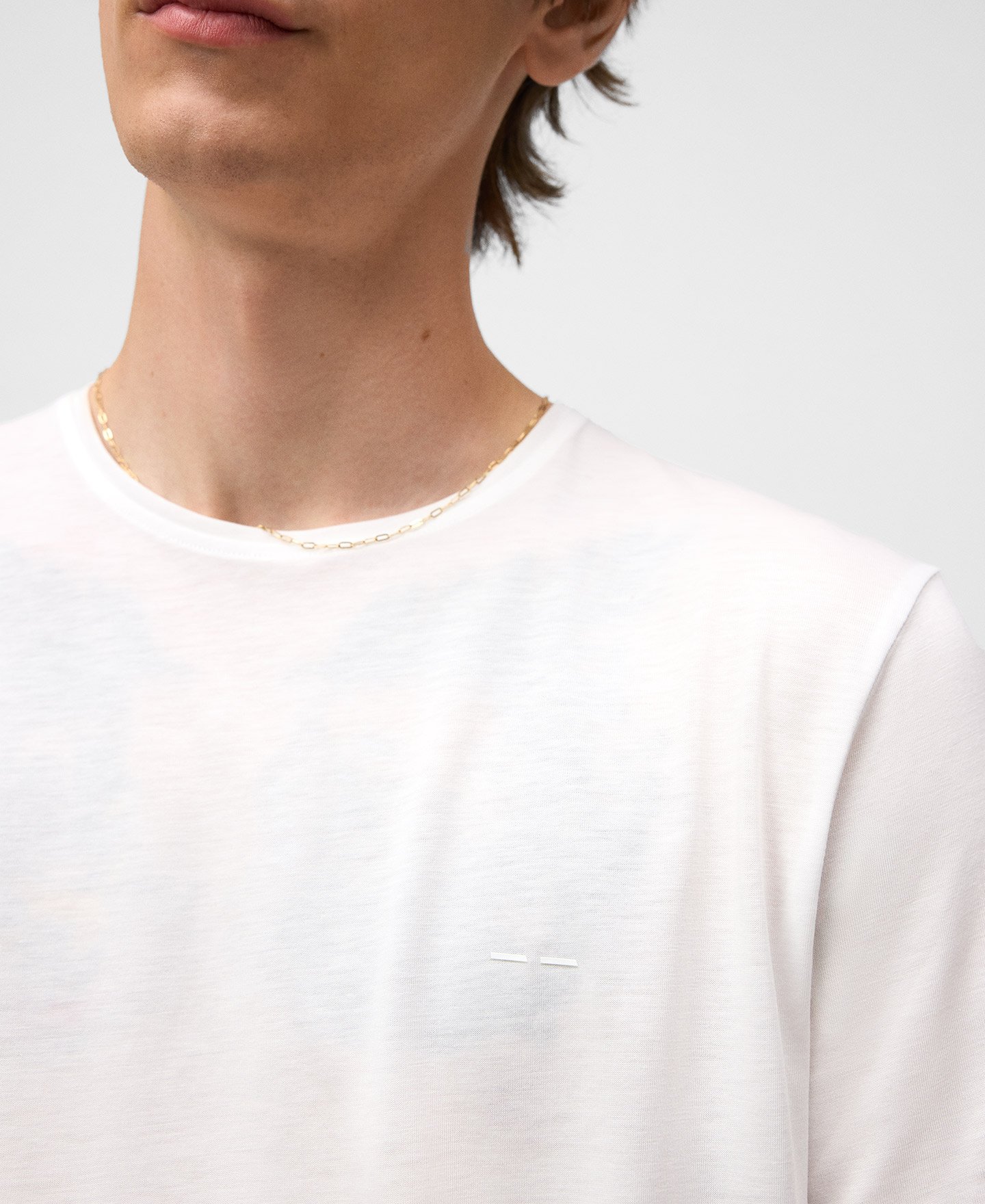 Camiseta regular fit manga corta hombre image number 3