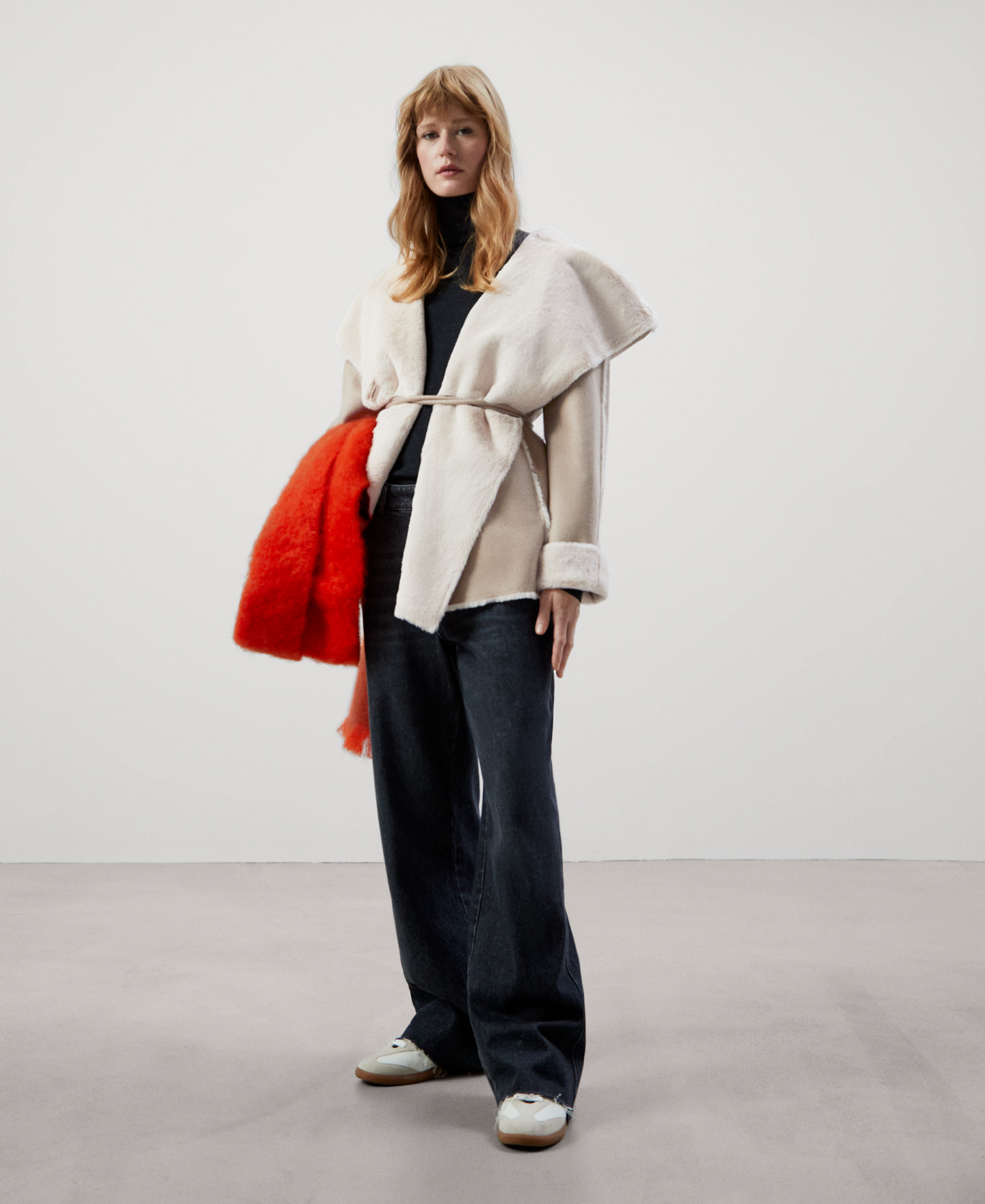 Fluid coat with hood image number 1